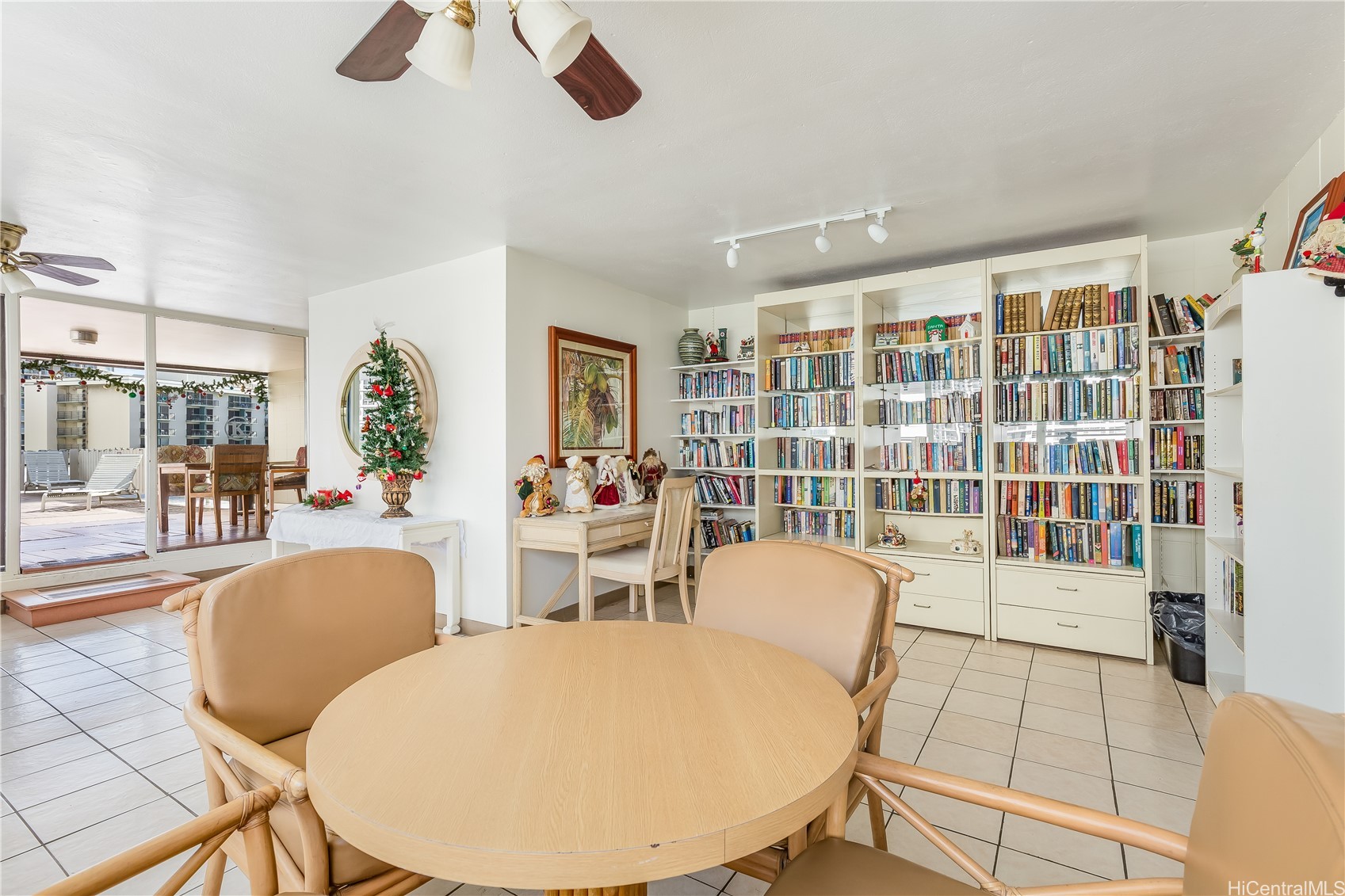425 Ena Road 706b Property Photo 16
