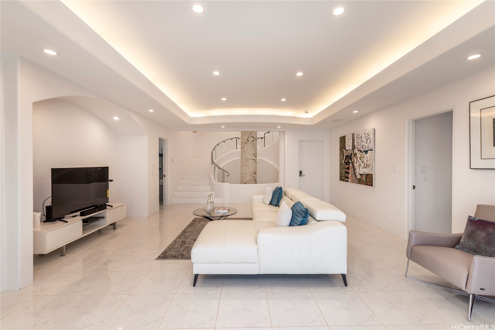 875 Ikena Circle Property Photo 13