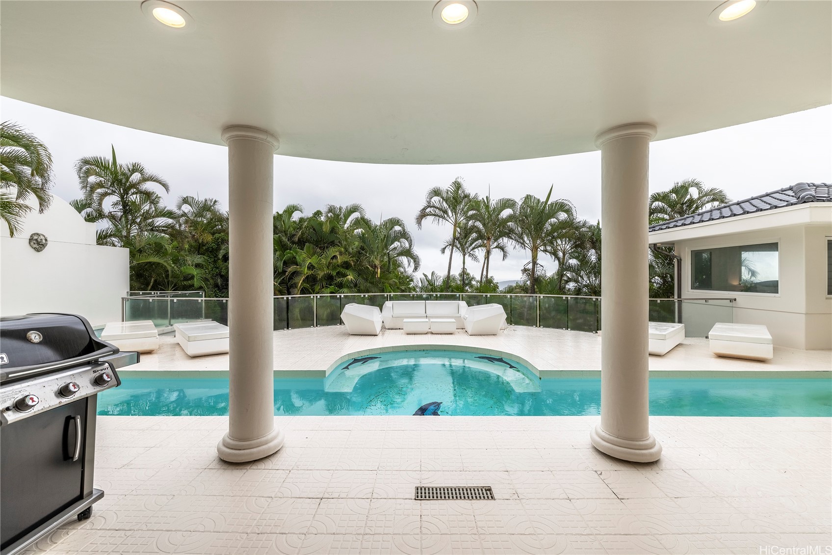 875 Ikena Circle Property Photo 17