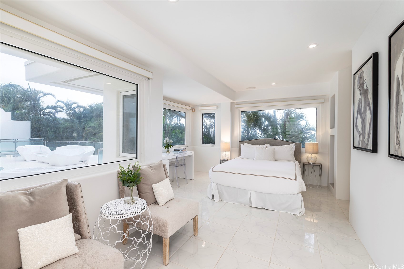 875 Ikena Circle Property Photo 18