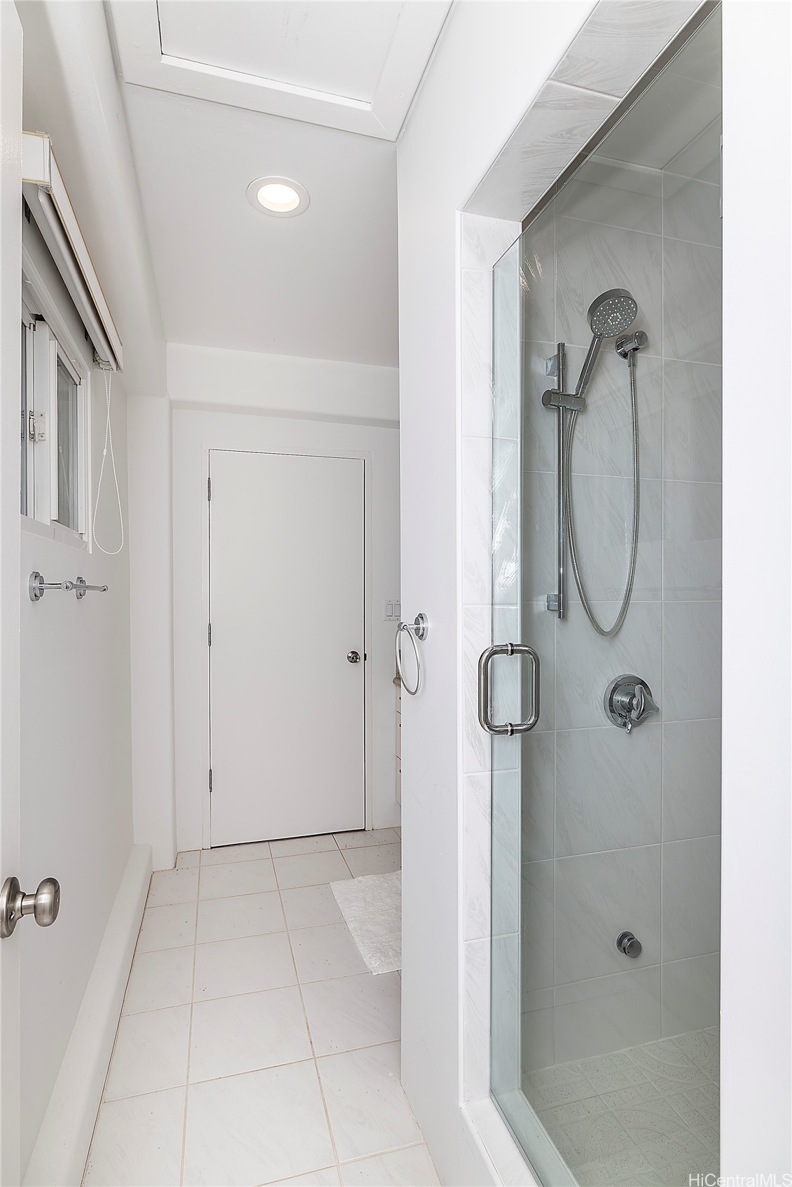 875 Ikena Circle Property Photo 19