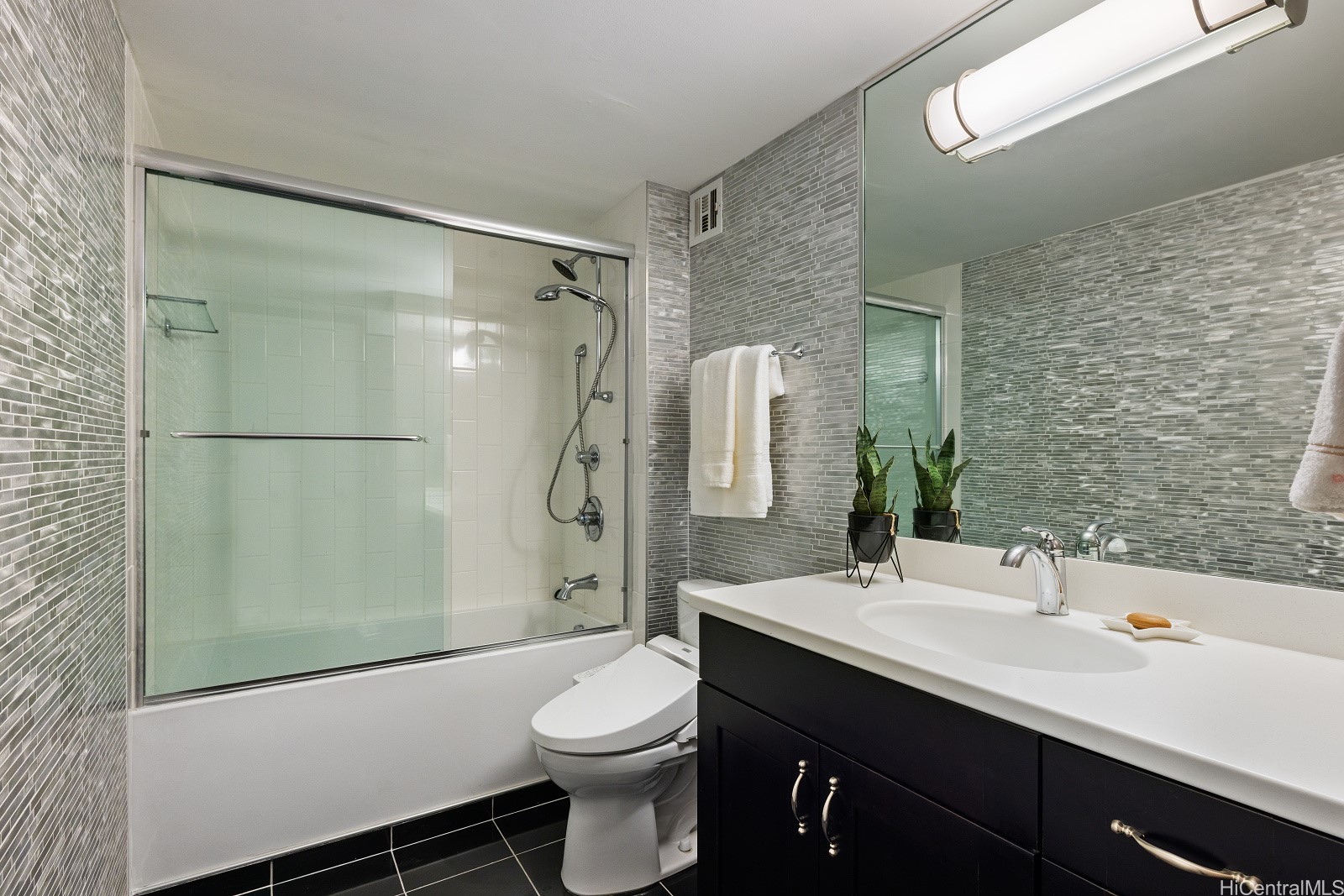 1350 Ala Moana Boulevard 3106 Property Photo 8