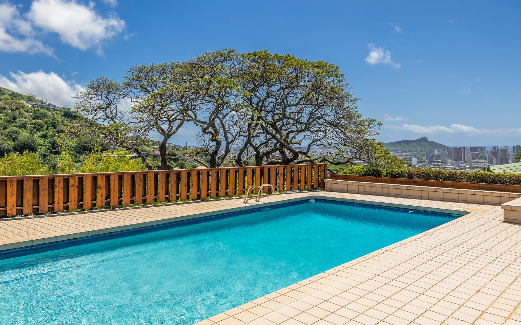 2475 Makiki Hts Drive Property Photo 6