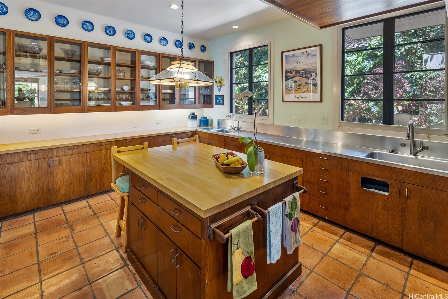 2475 Makiki Hts Drive Property Photo 12