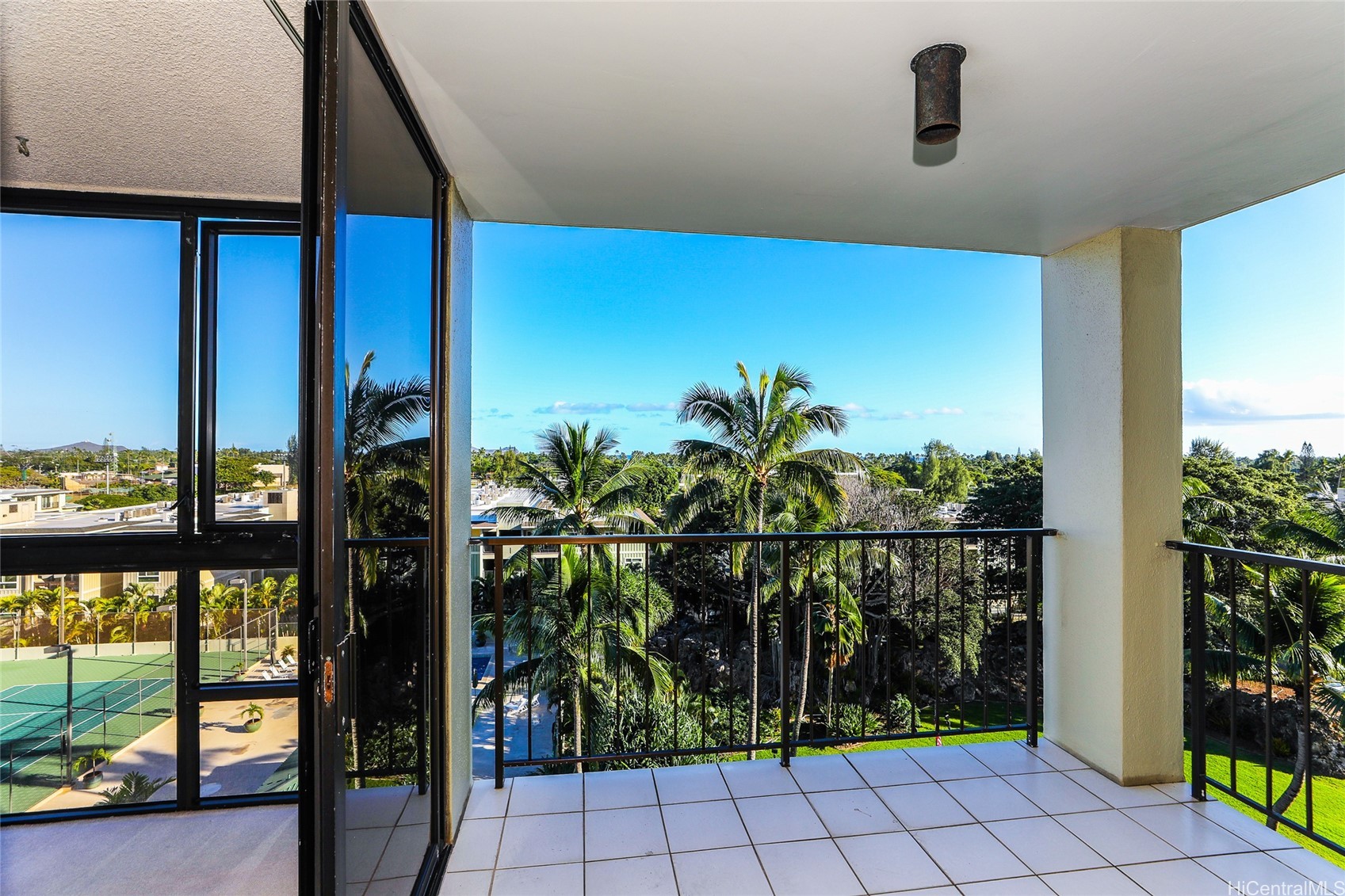 322 Aoloa Street 709 Property Photo 3