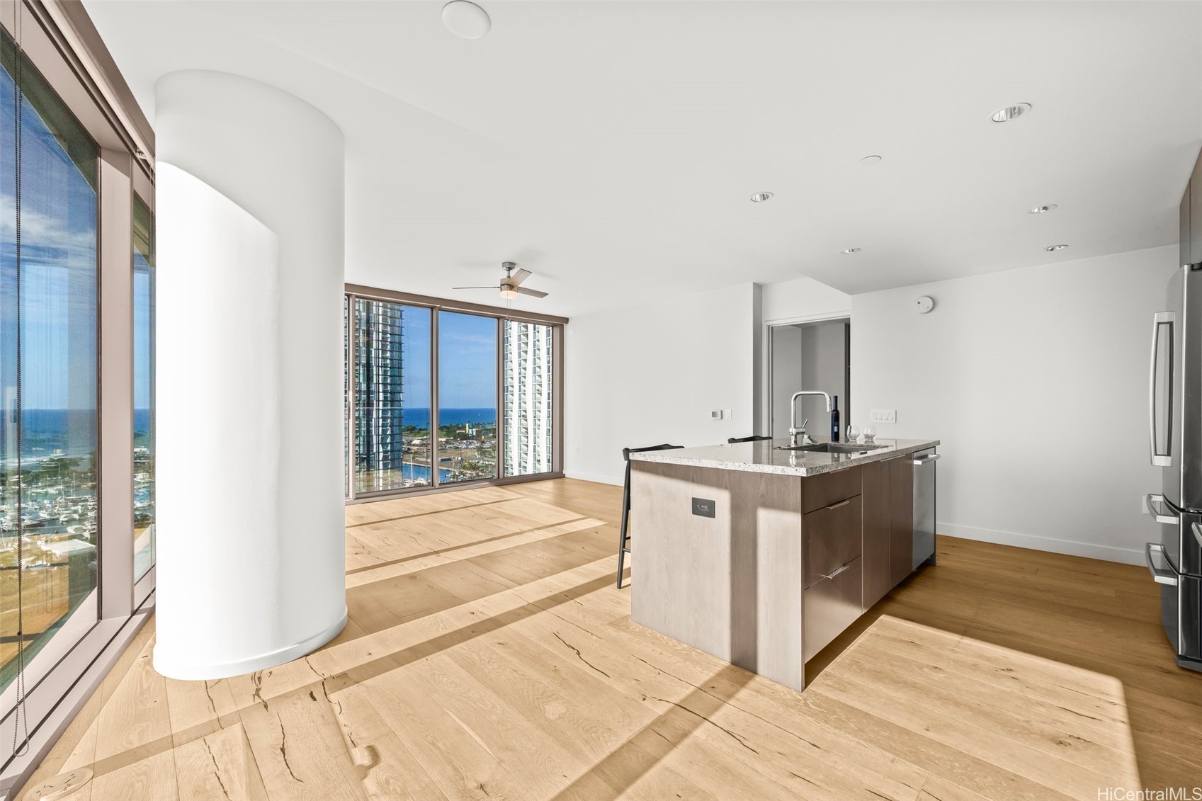 1001 Queen Street 1900 Property Photo 5