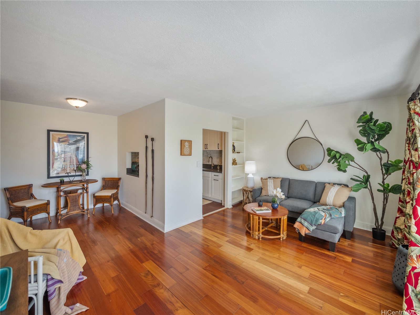 509 University Avenue 1003 Property Photo 6