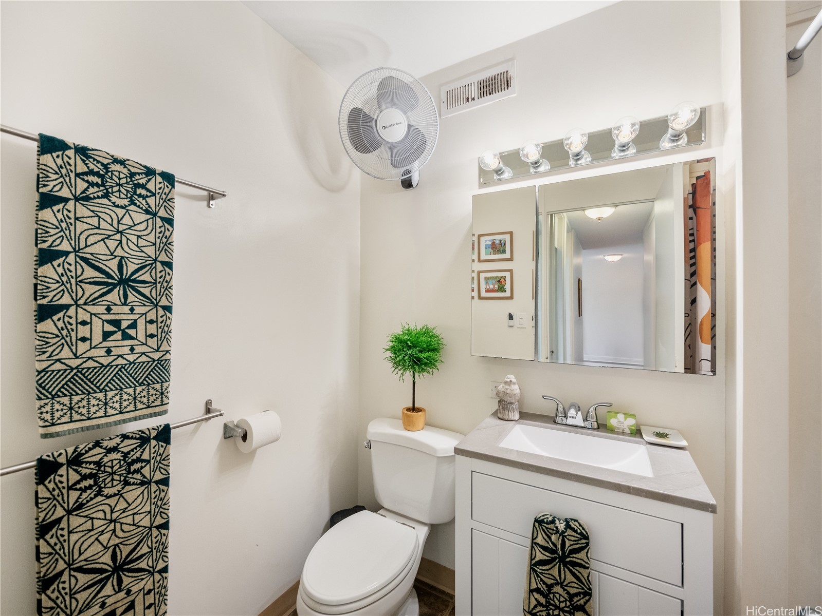 509 University Avenue 1003 Property Photo 11