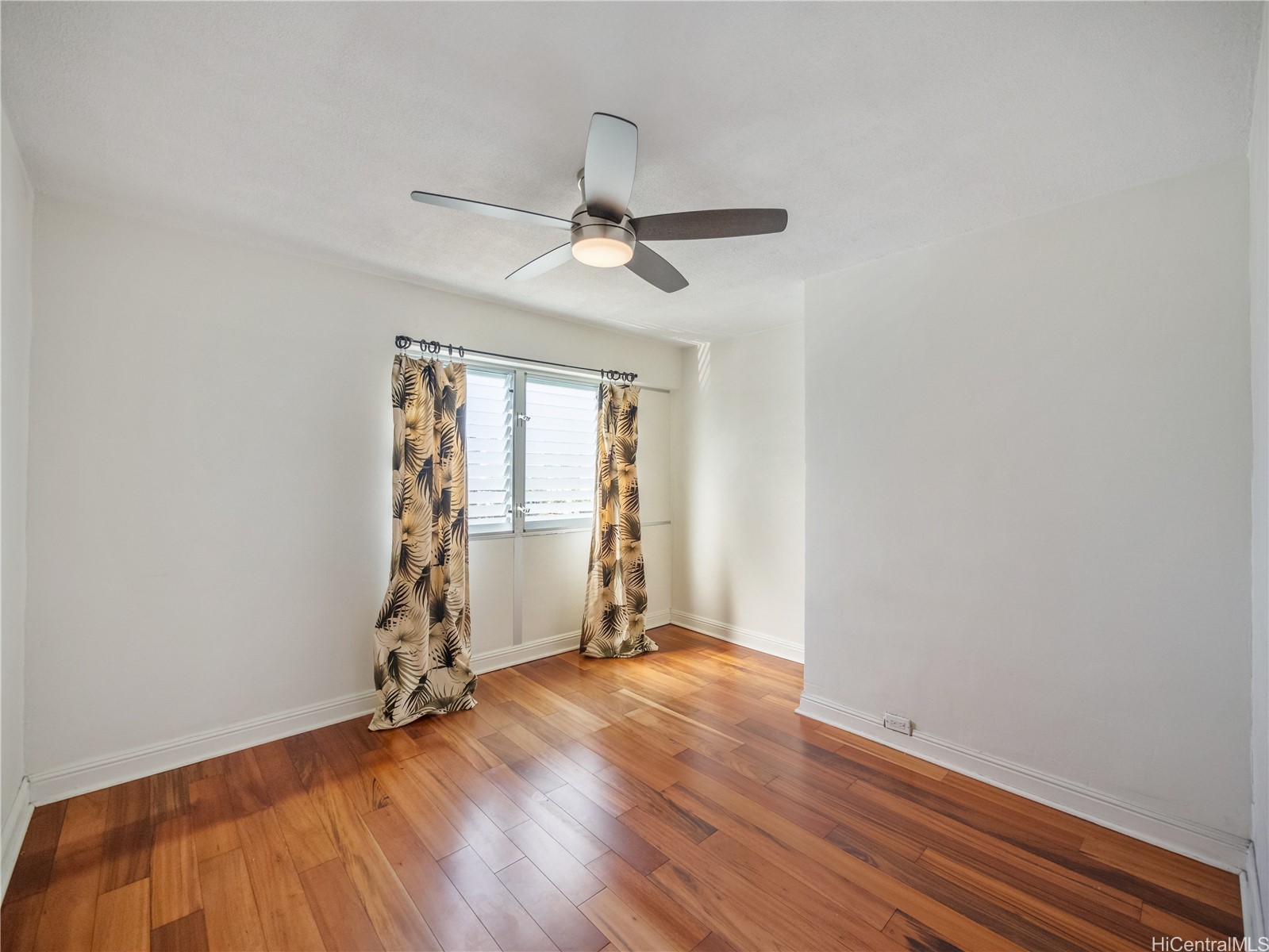 509 University Avenue 1003 Property Photo 14