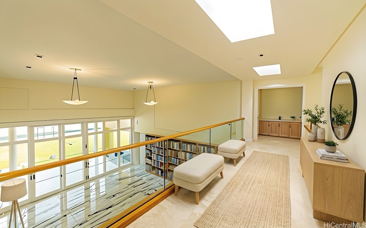 235 Portlock Road Property Photo 4