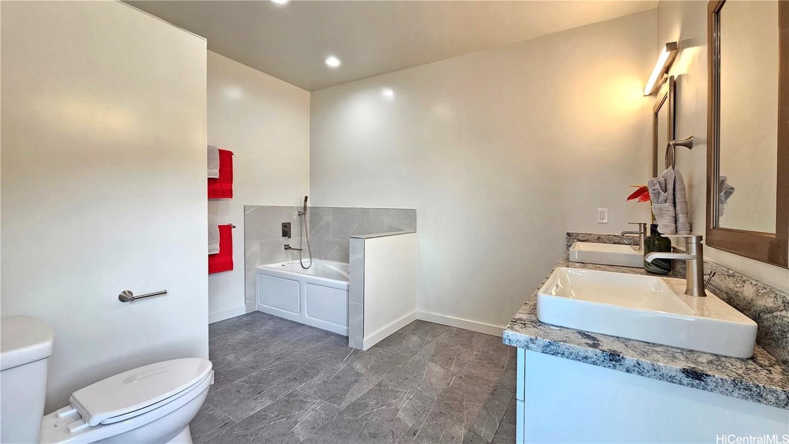 466 Lani Street Property Photo 7