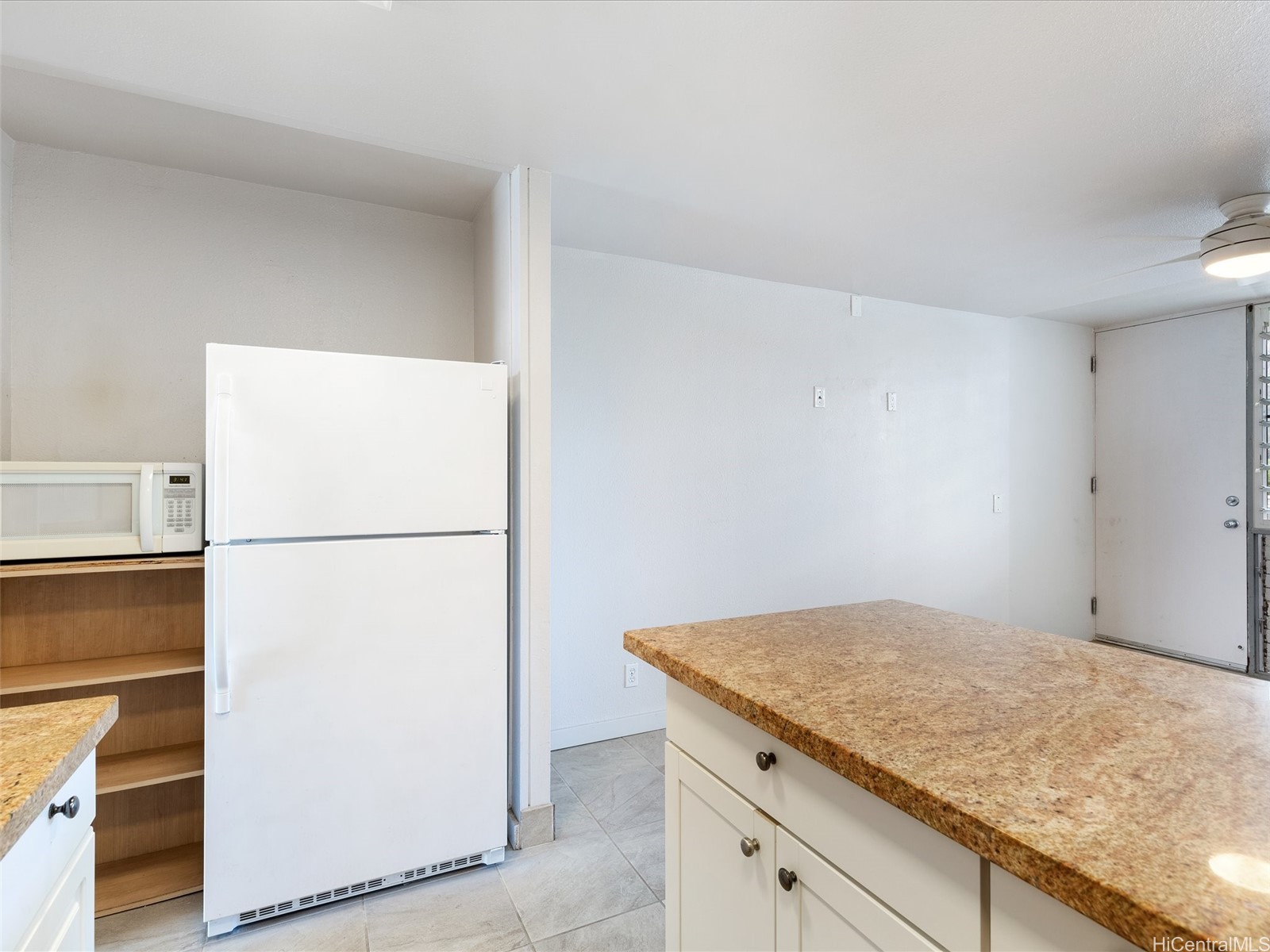 84-965 Farrington Highway B517 Property Photo 12