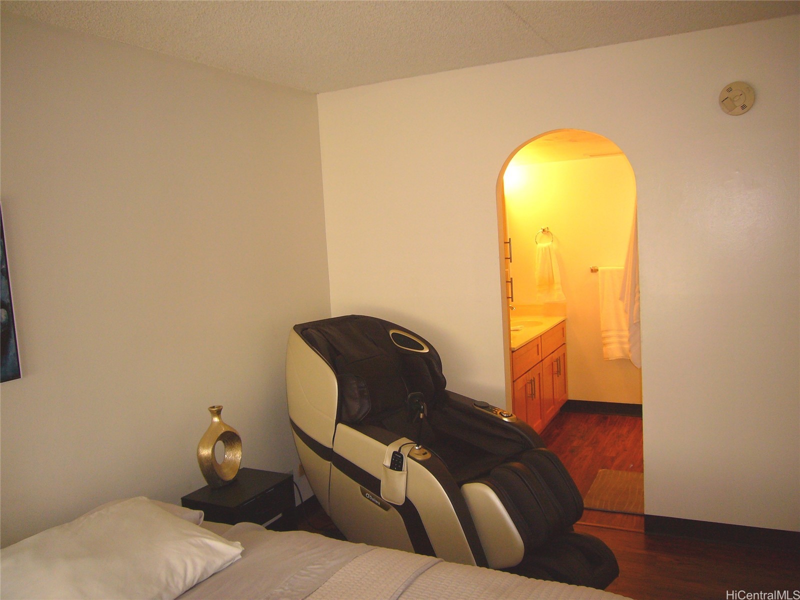 2533 Ala Wai Boulevard 601 Property Photo 17