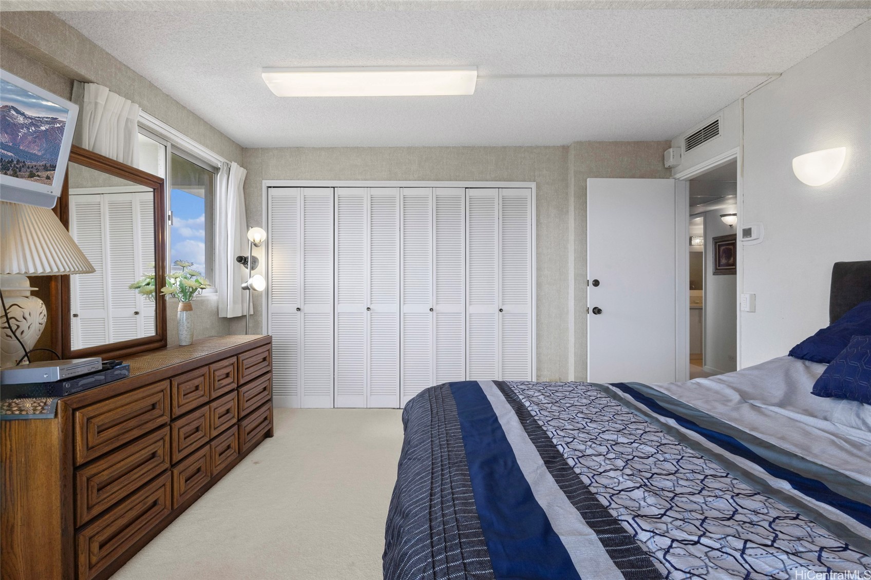 2440 Kuhio Avenue 2201 Property Photo 12