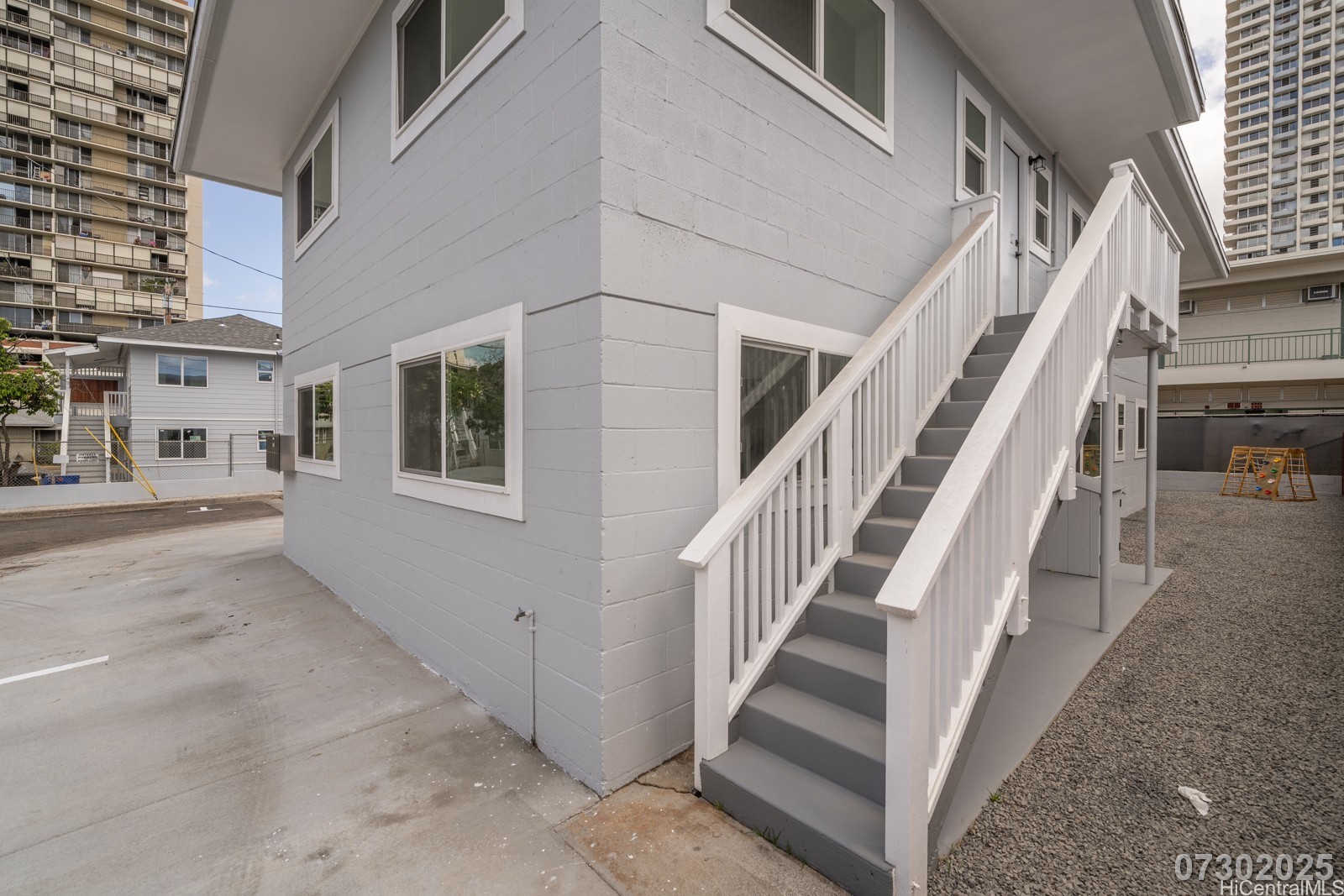 829 Waiaka Place Property Photo 8