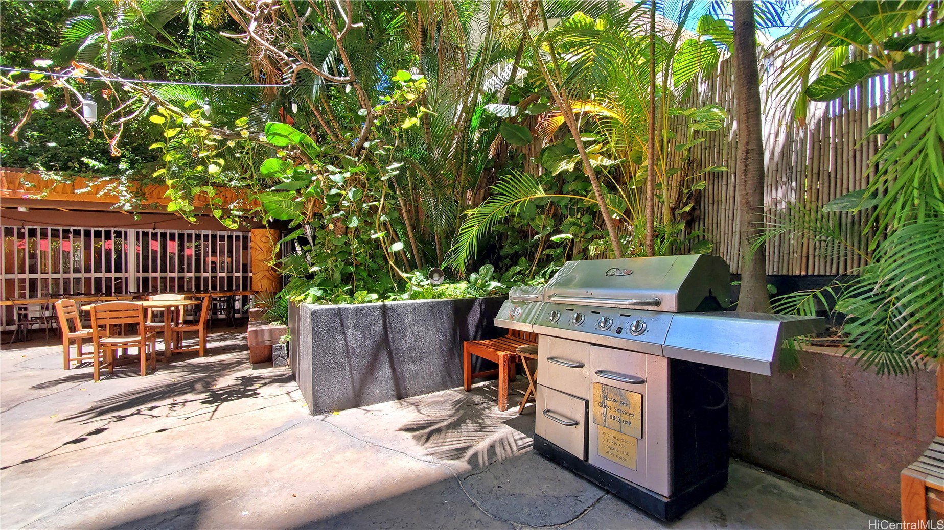 2425 Kuhio Avenue 502 Property Photo 18