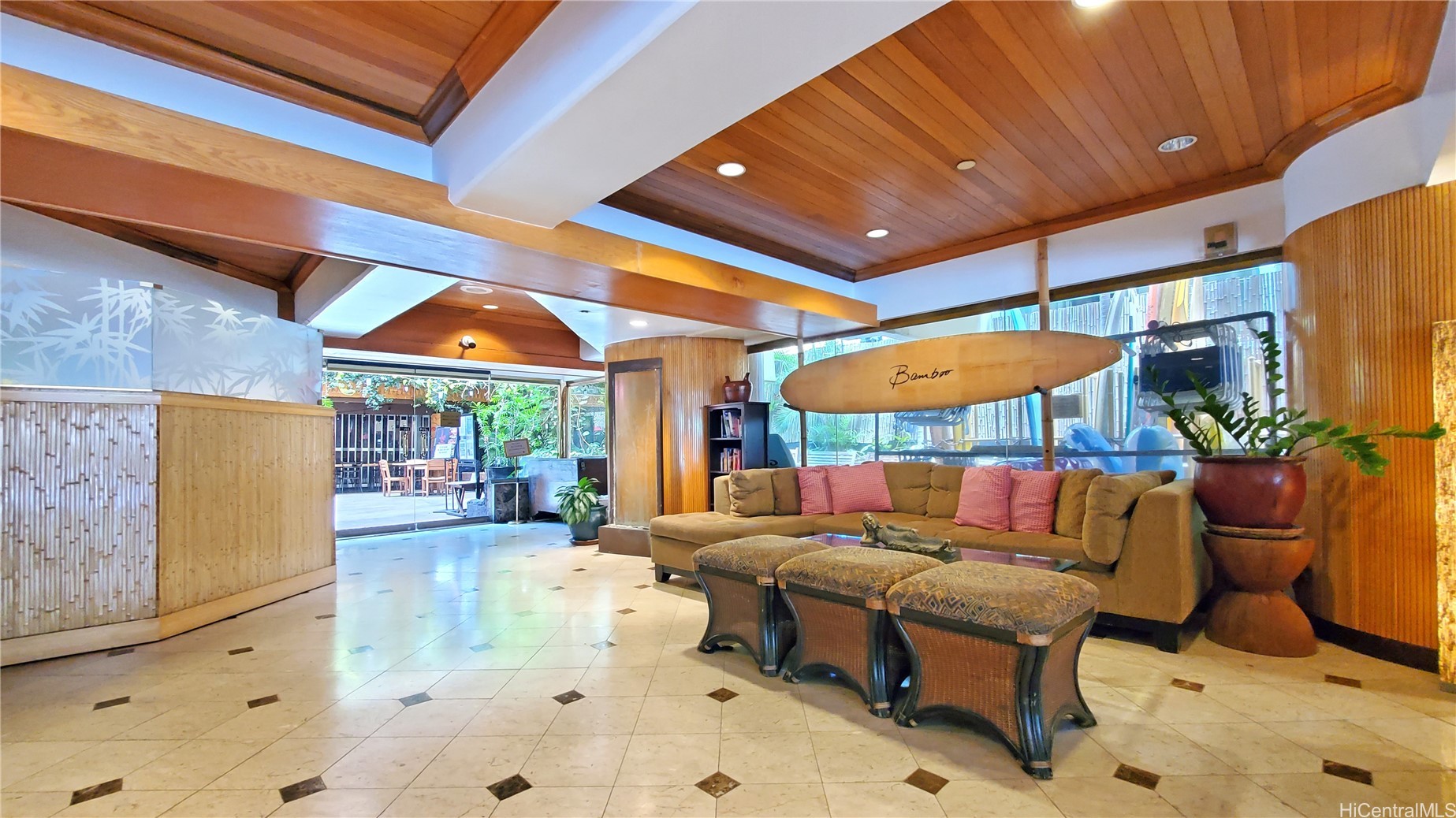 2425 Kuhio Avenue 502 Property Photo 20