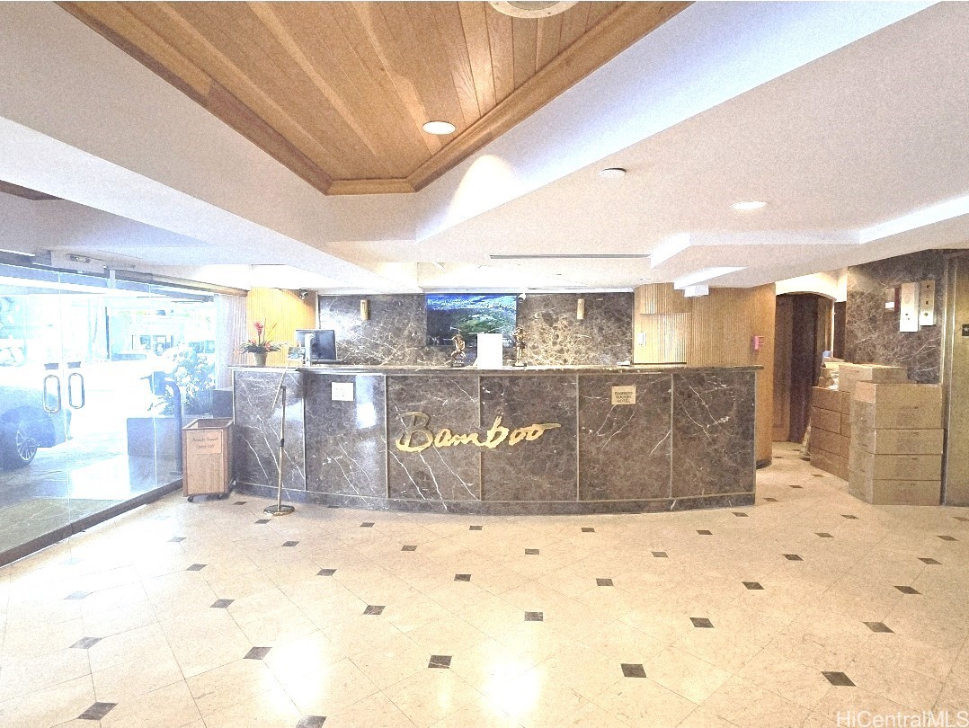 2425 Kuhio Avenue 503 Property Photo 12