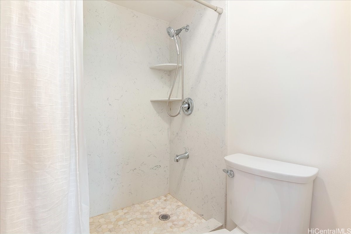 1201 Wilder Avenue 2006 Property Photo 11