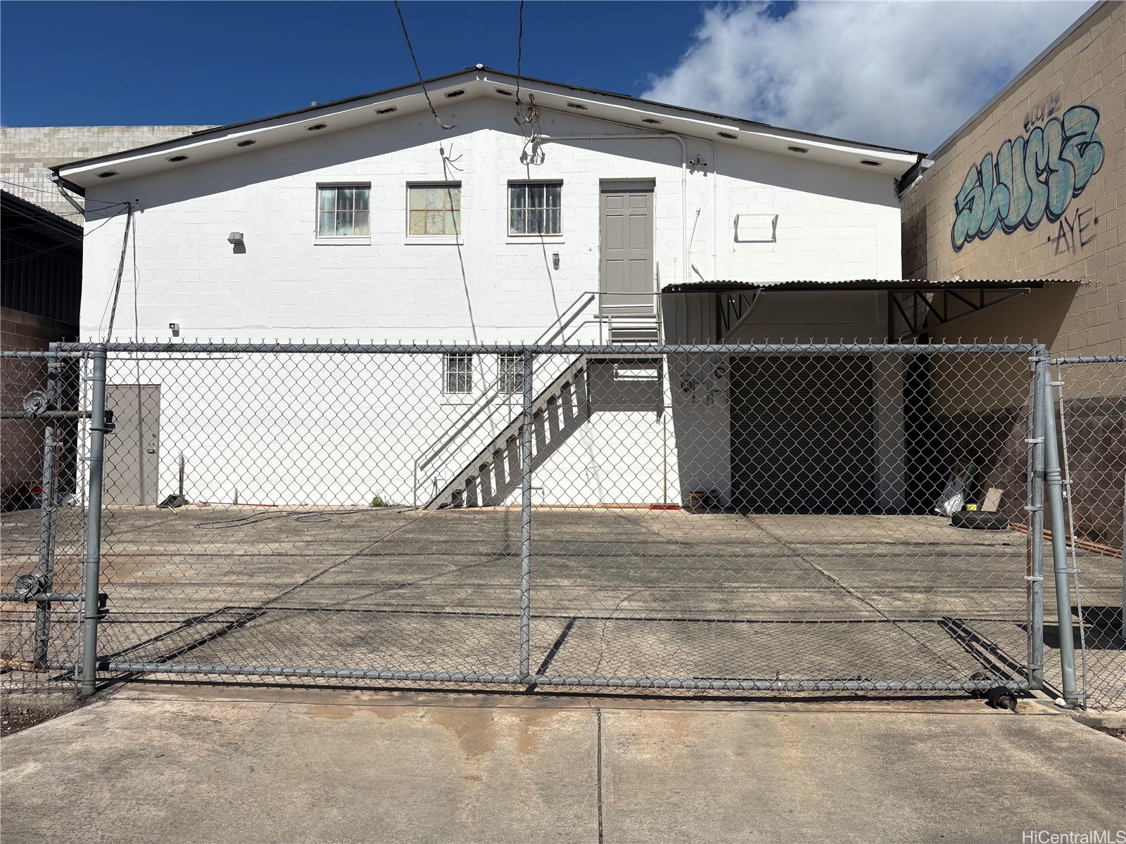 1626 Silva Street Property Photo 1