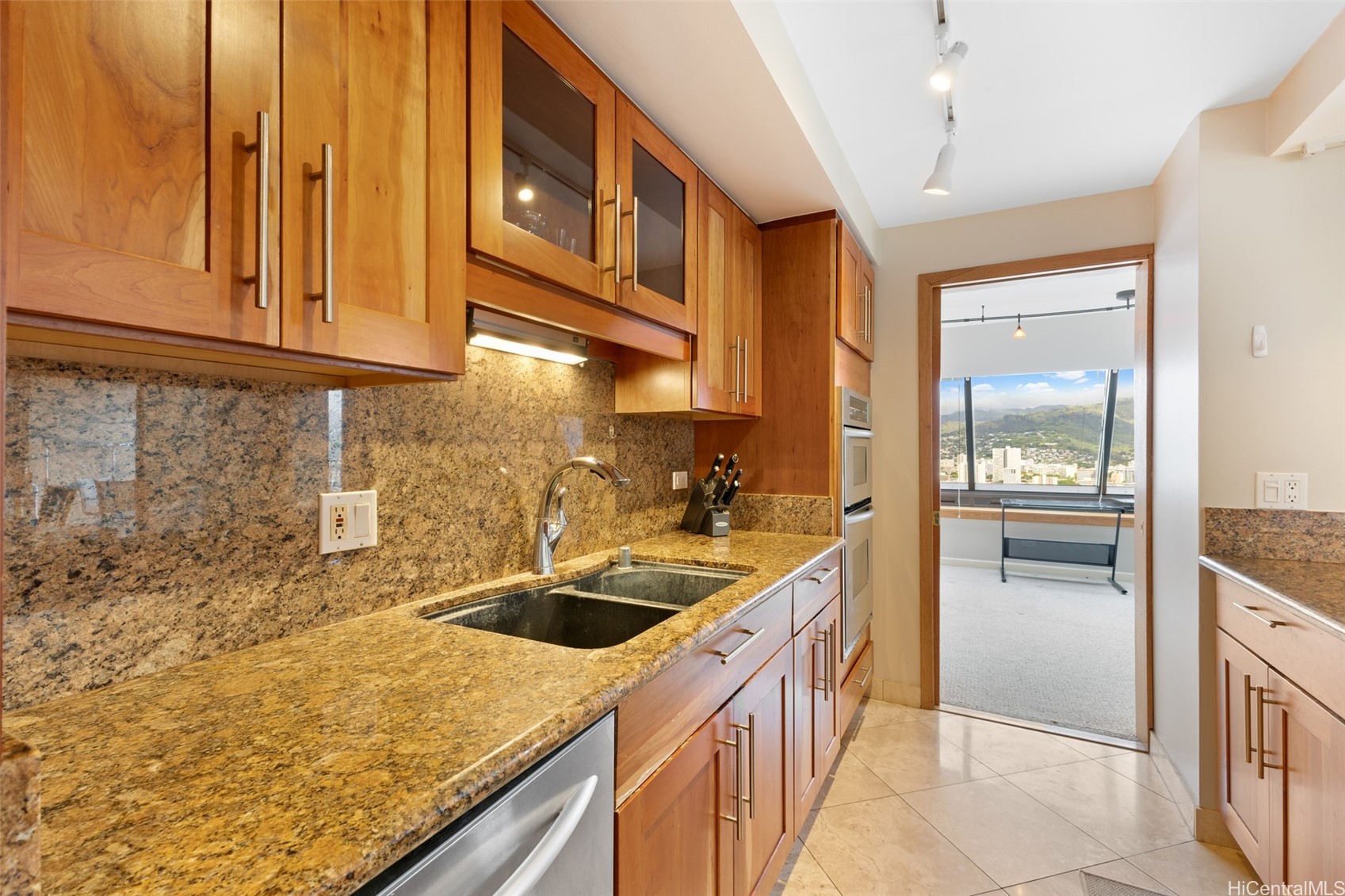 1778 Ala Moana Boulevard Ph14 Property Photo 9