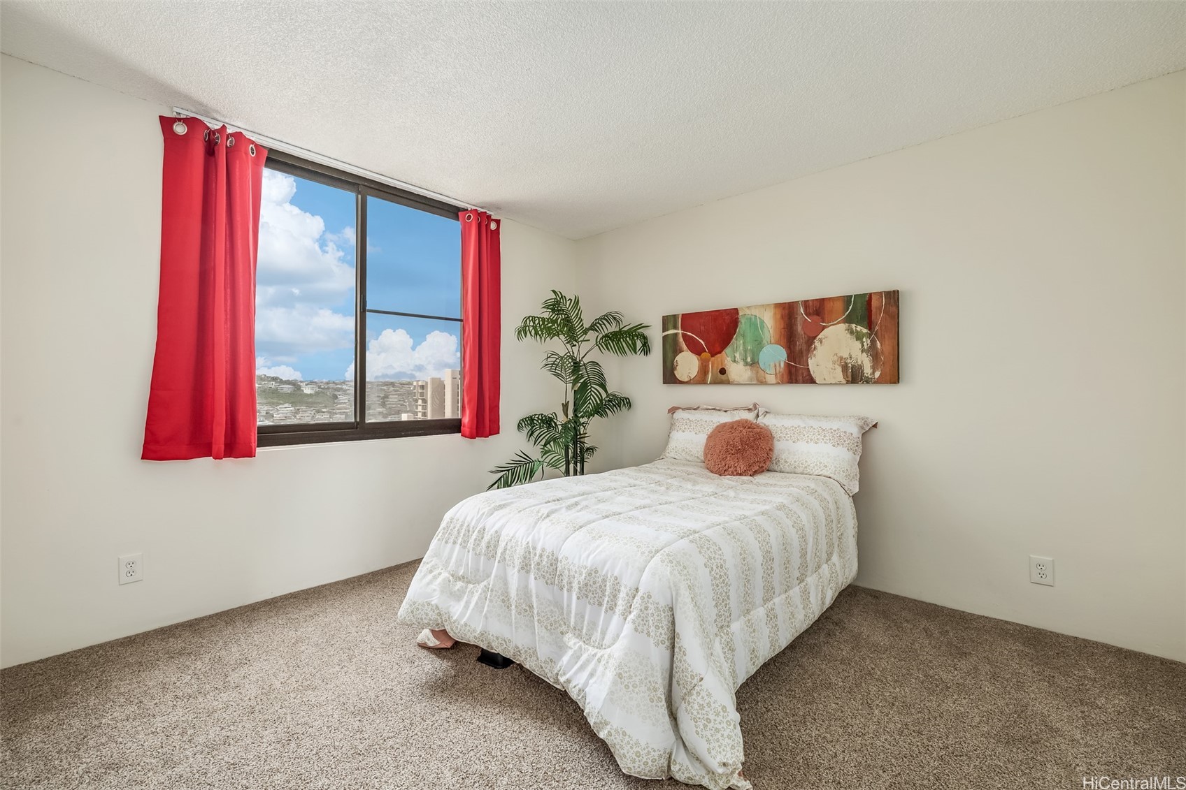 990 Ala Nanala Street 17b Property Photo 12
