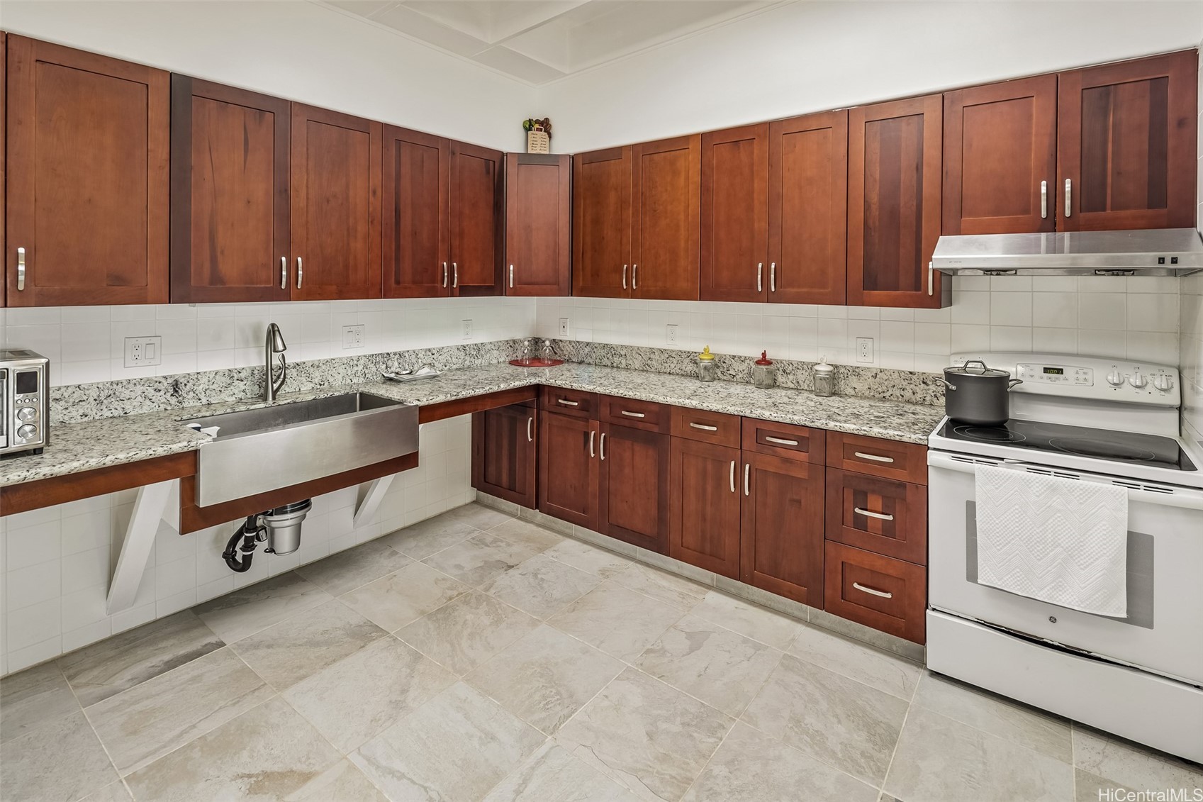 1952 Bertram Street Property Photo 8