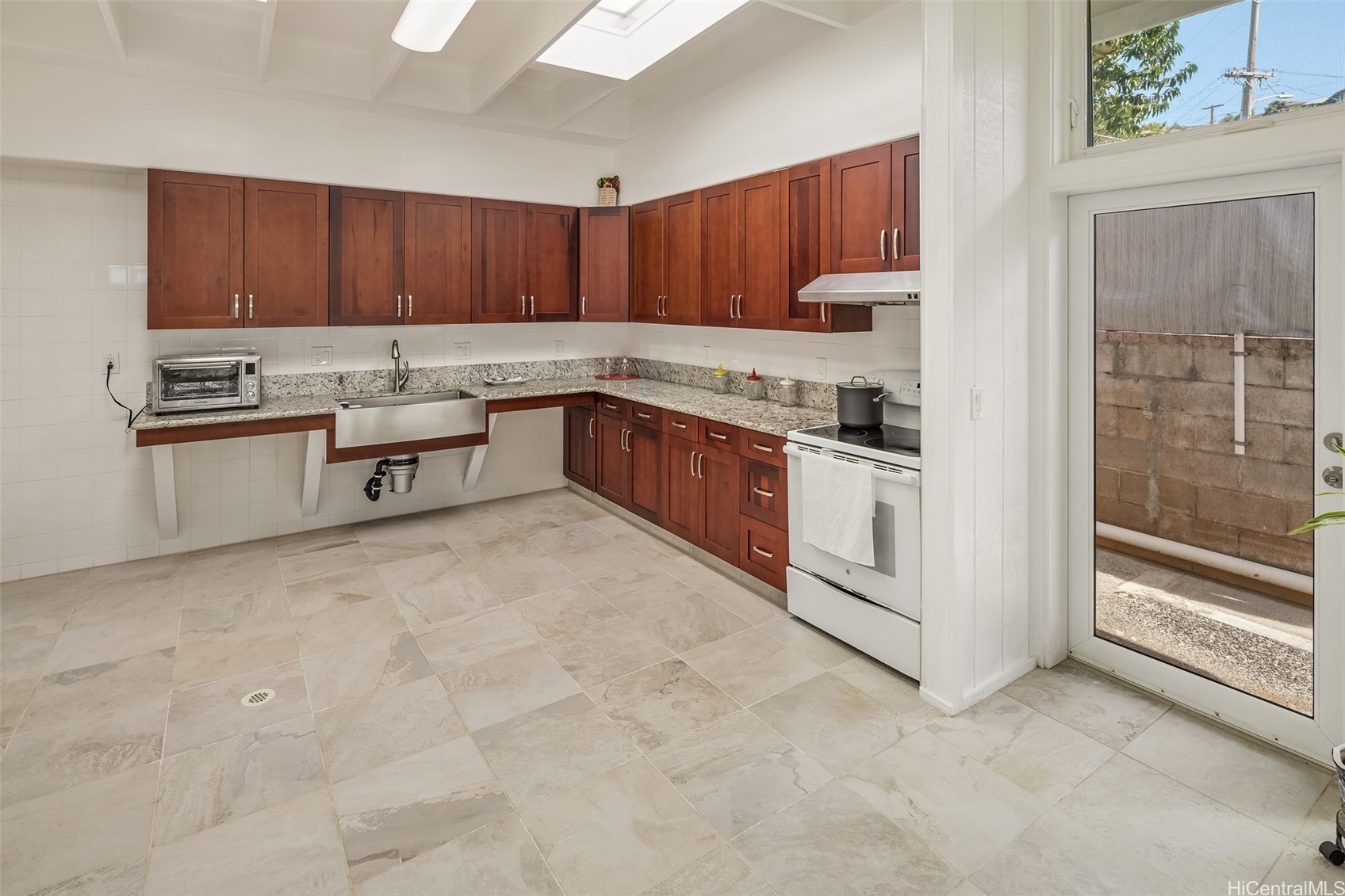 1952 Bertram Street Property Photo 15