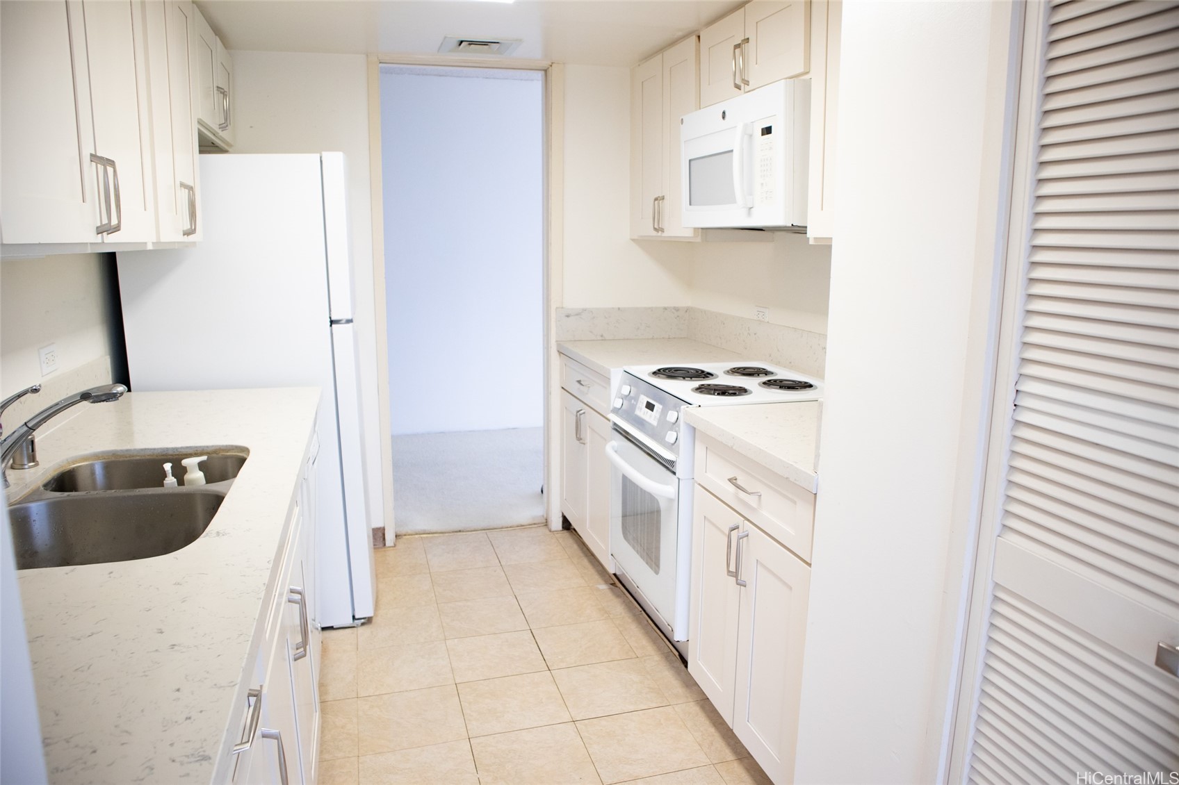 6770 Hawaii Kai Drive 502 Property Photo 6