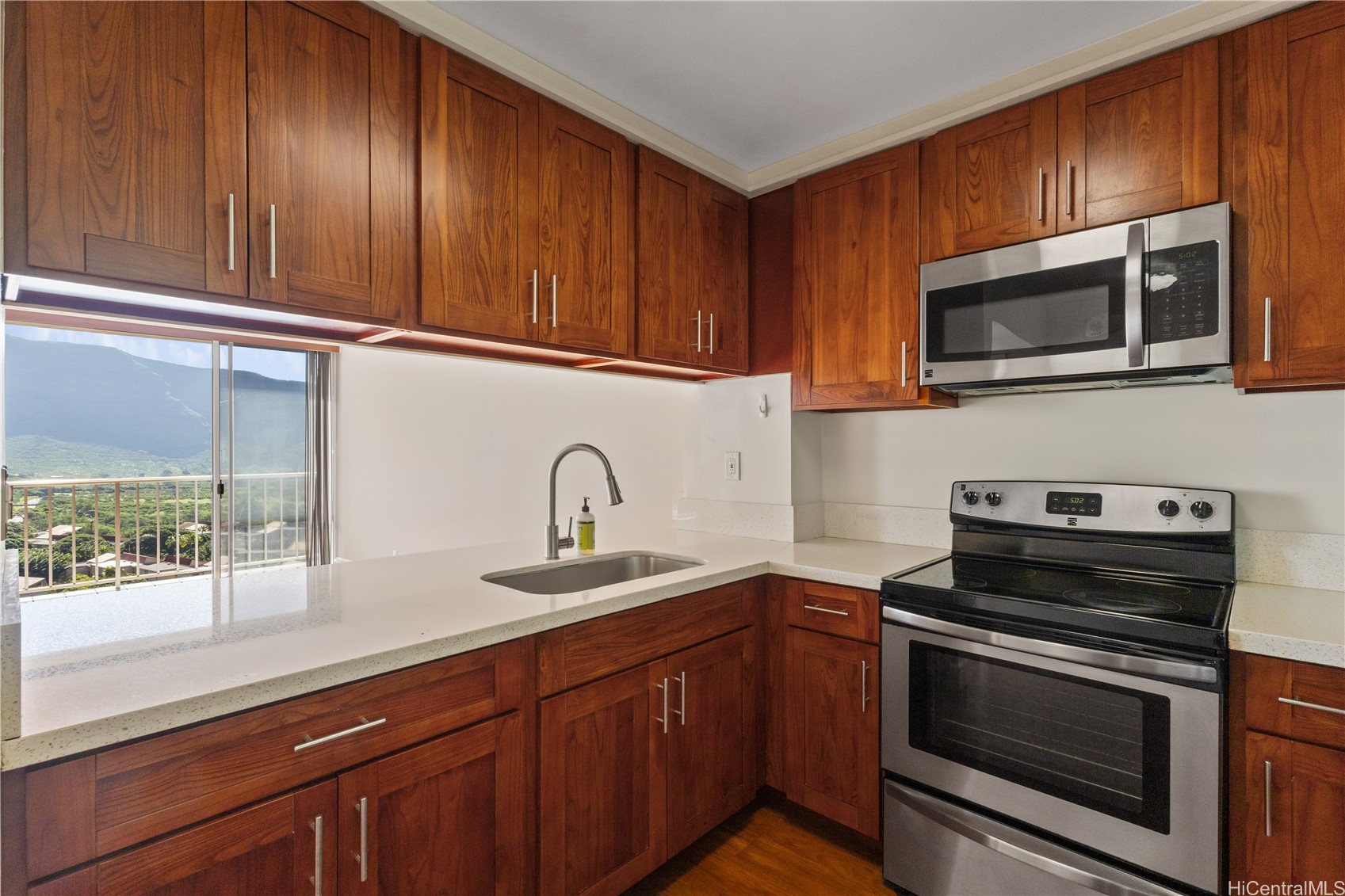 84-680 Kili Drive B1108 Property Photo 1