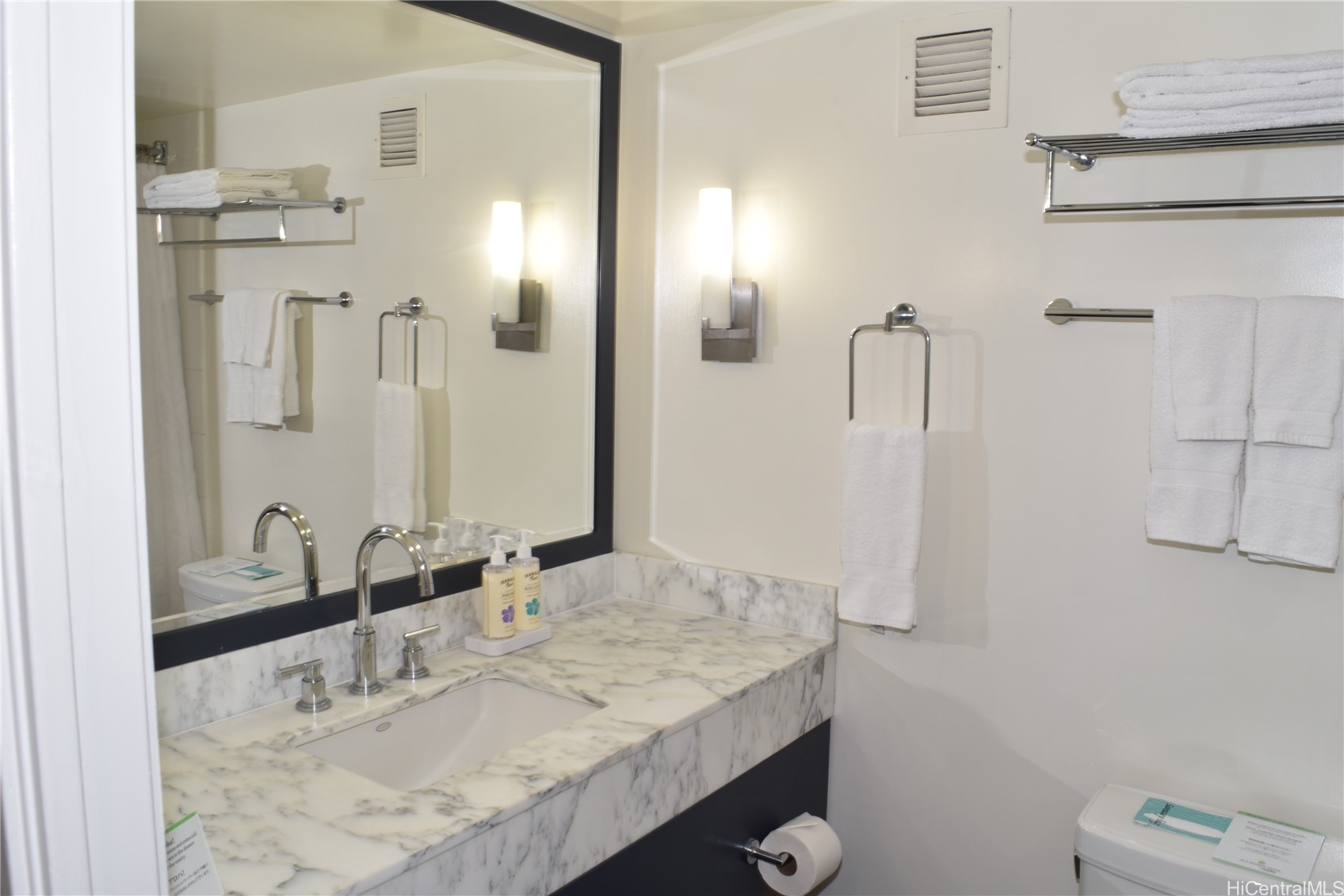 410 Atkinson Drive 1810 Property Photo 14
