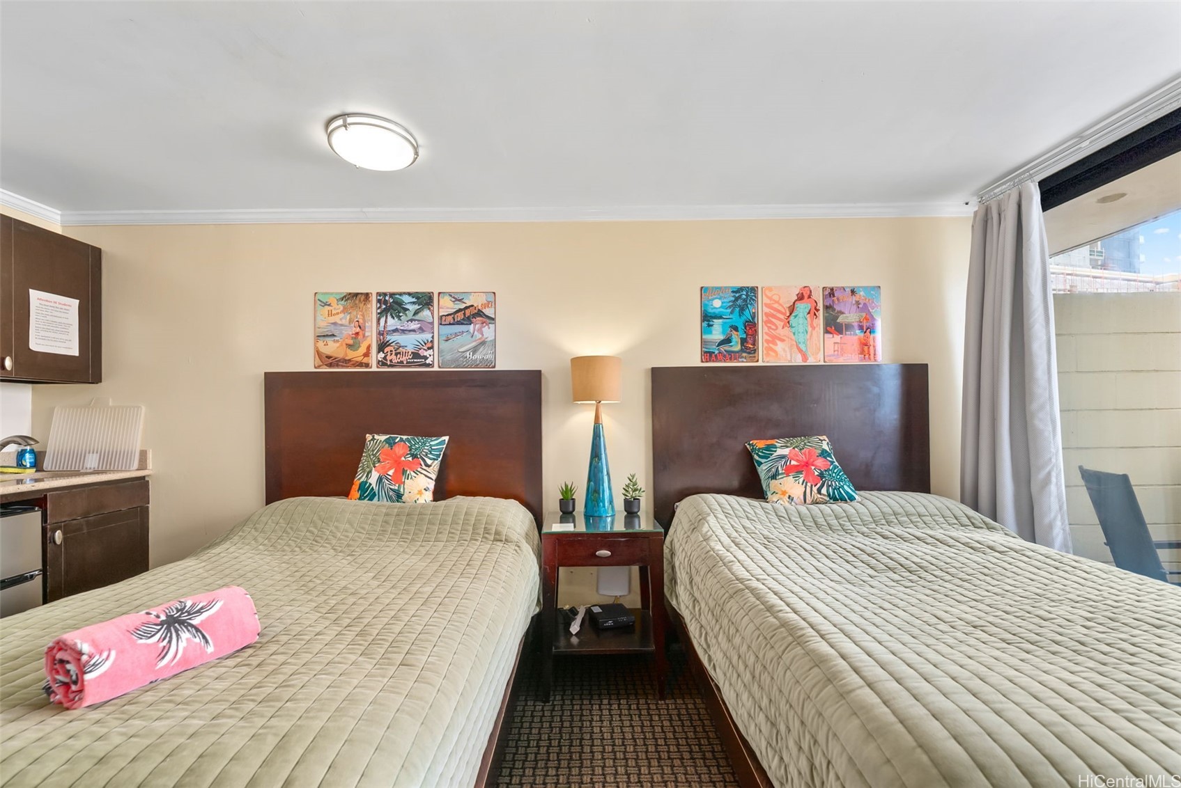 2425 Kuhio Avenue 608 Property Photo 8