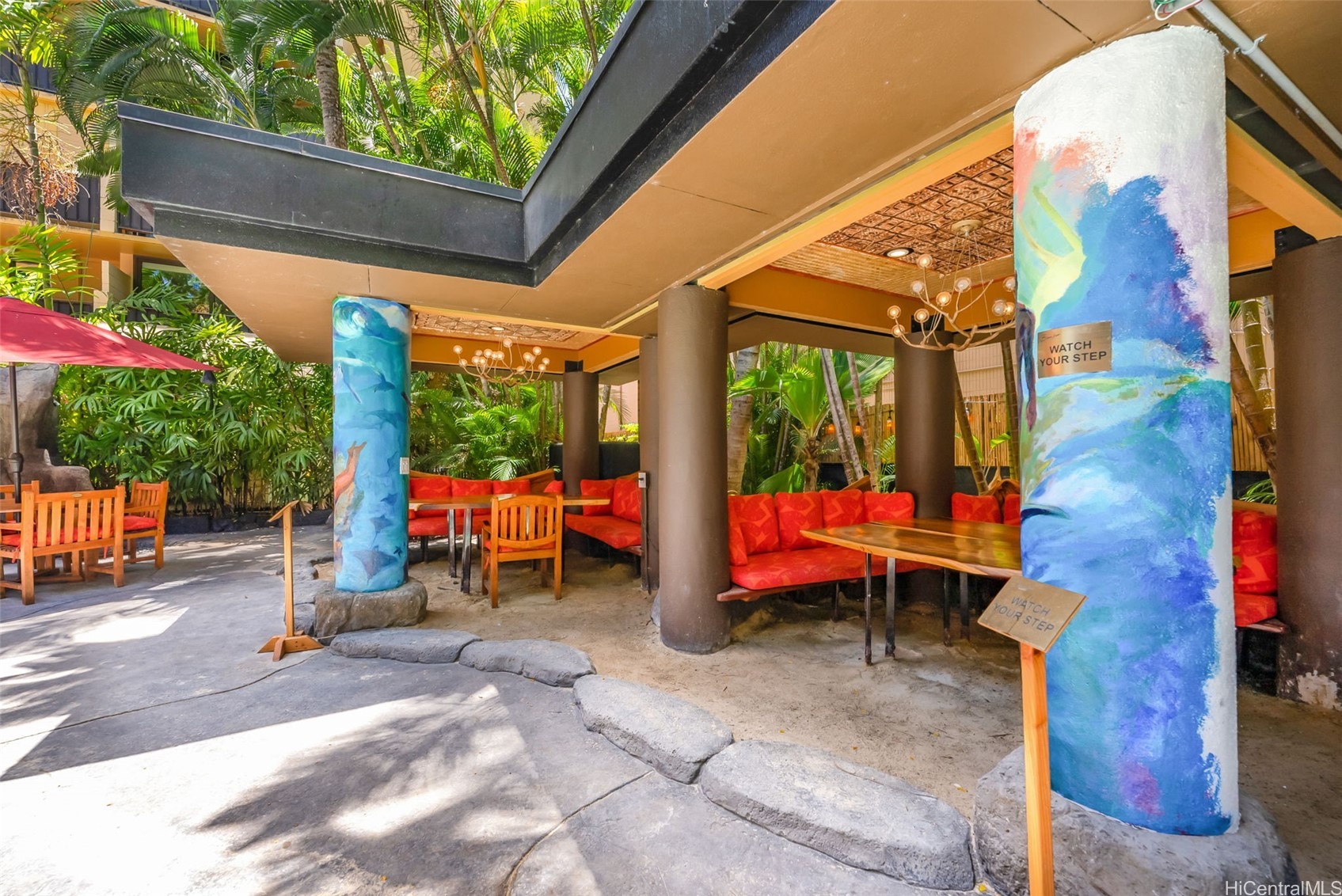 2425 Kuhio Avenue 608 Property Photo 18
