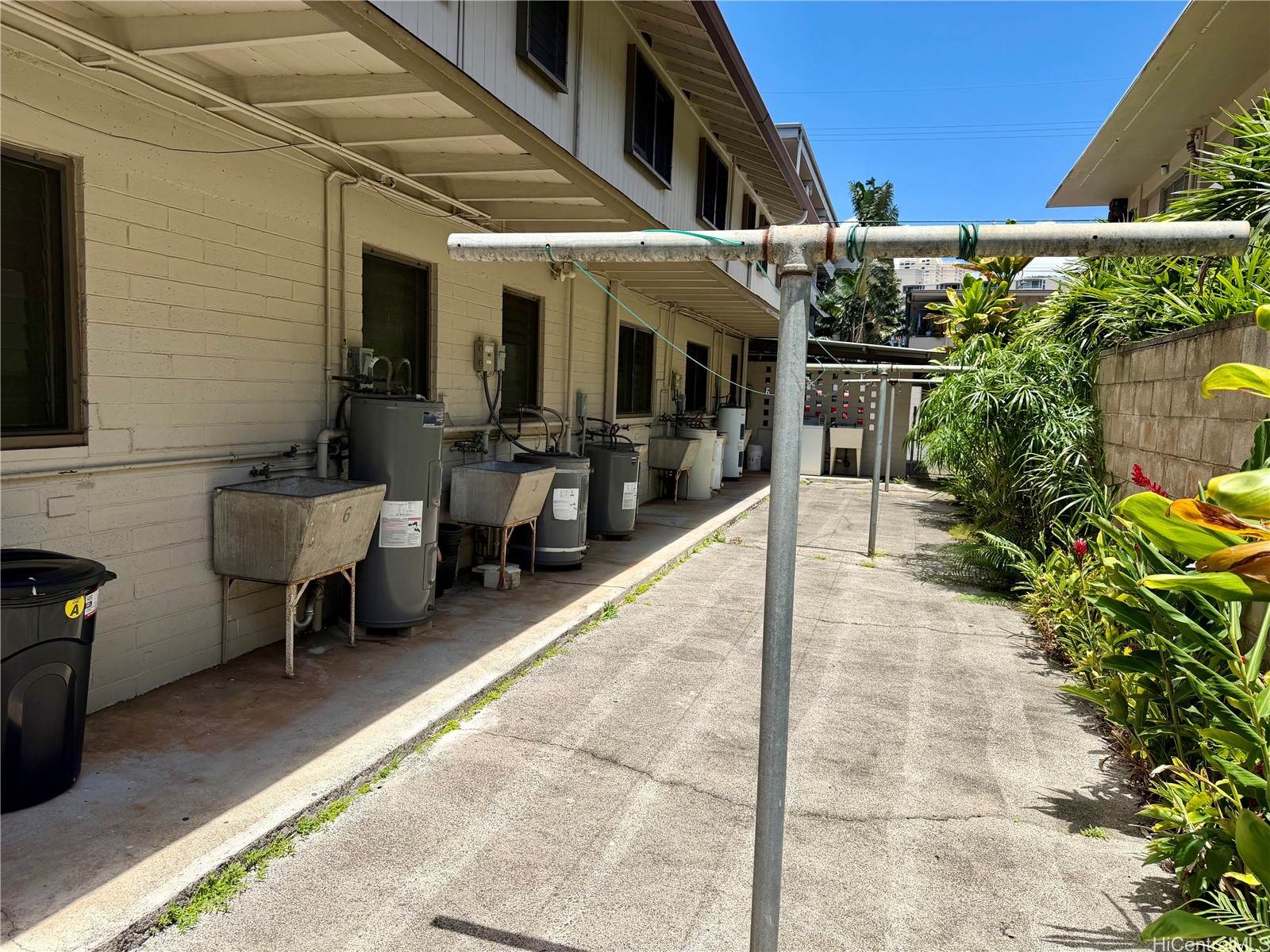 1329 Matlock Avenue Property Photo 3