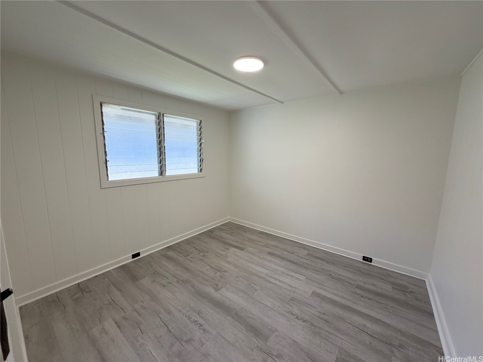 1329 Matlock Avenue Property Photo 8