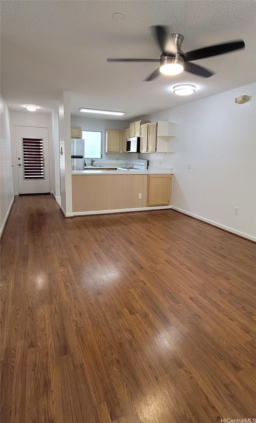 95-1050 Makaikai Street 17g Property Photo 4
