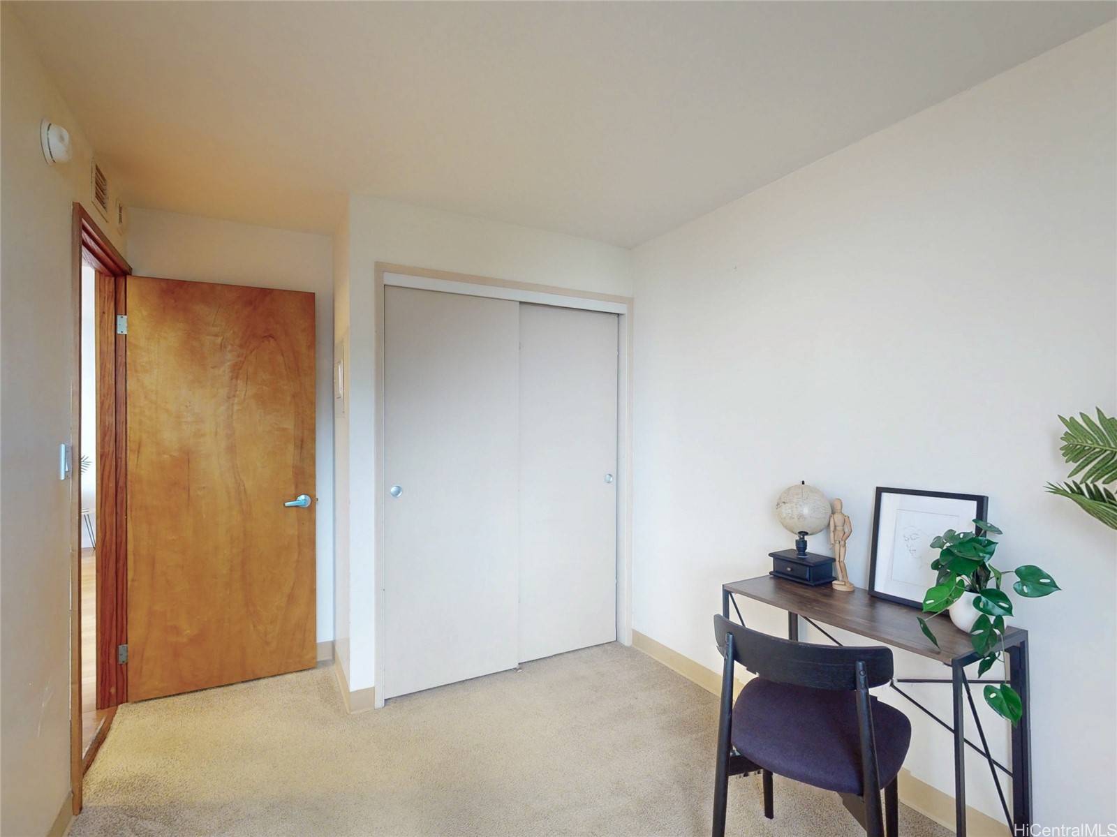411 Hobron Lane 3814 Property Photo 12