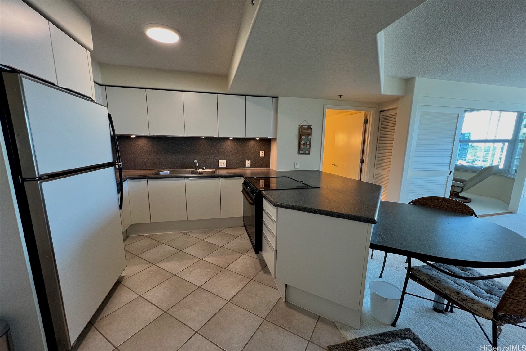 801 S King Street 2903 Property Photo 6