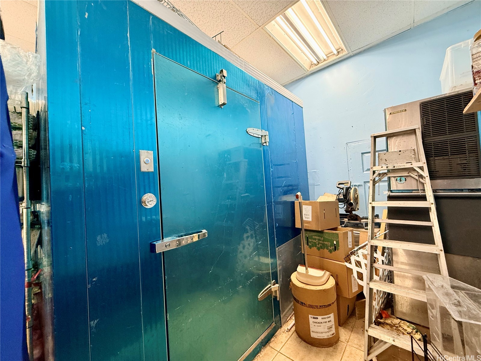 1120 Maunakea Streets Property Photo 4