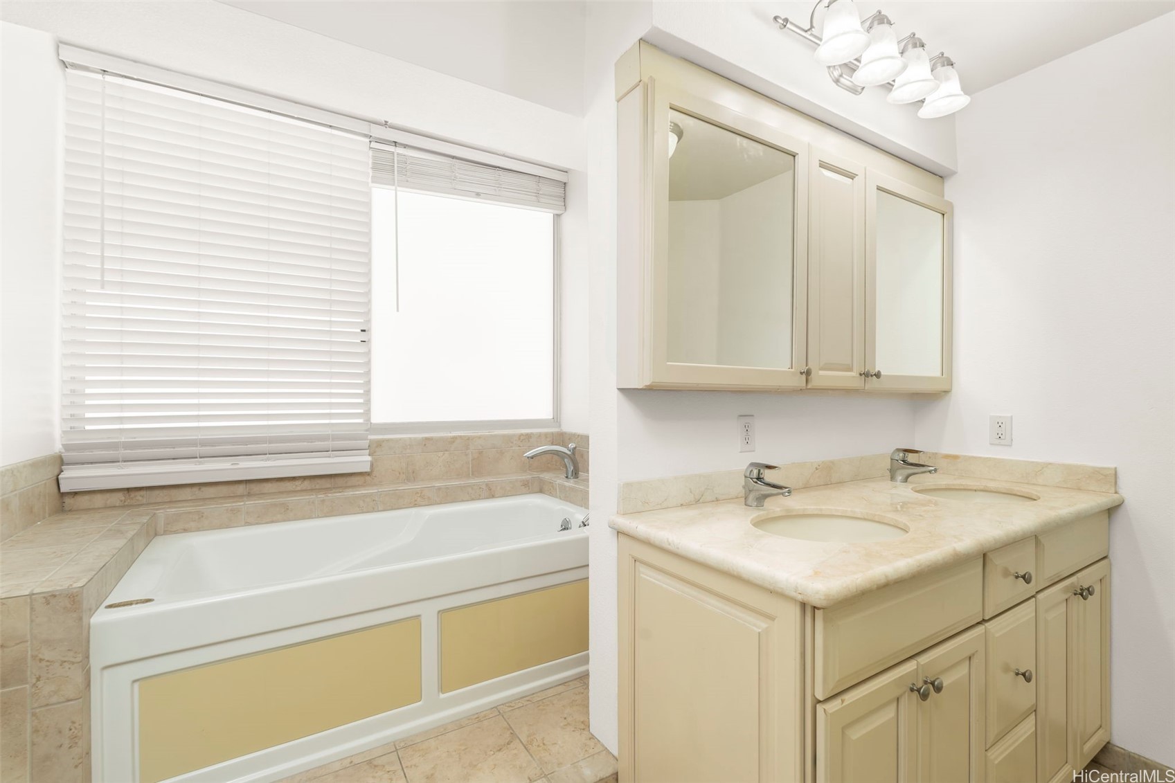 2547 Ala Wai Boulevard 1001 Property Photo 10
