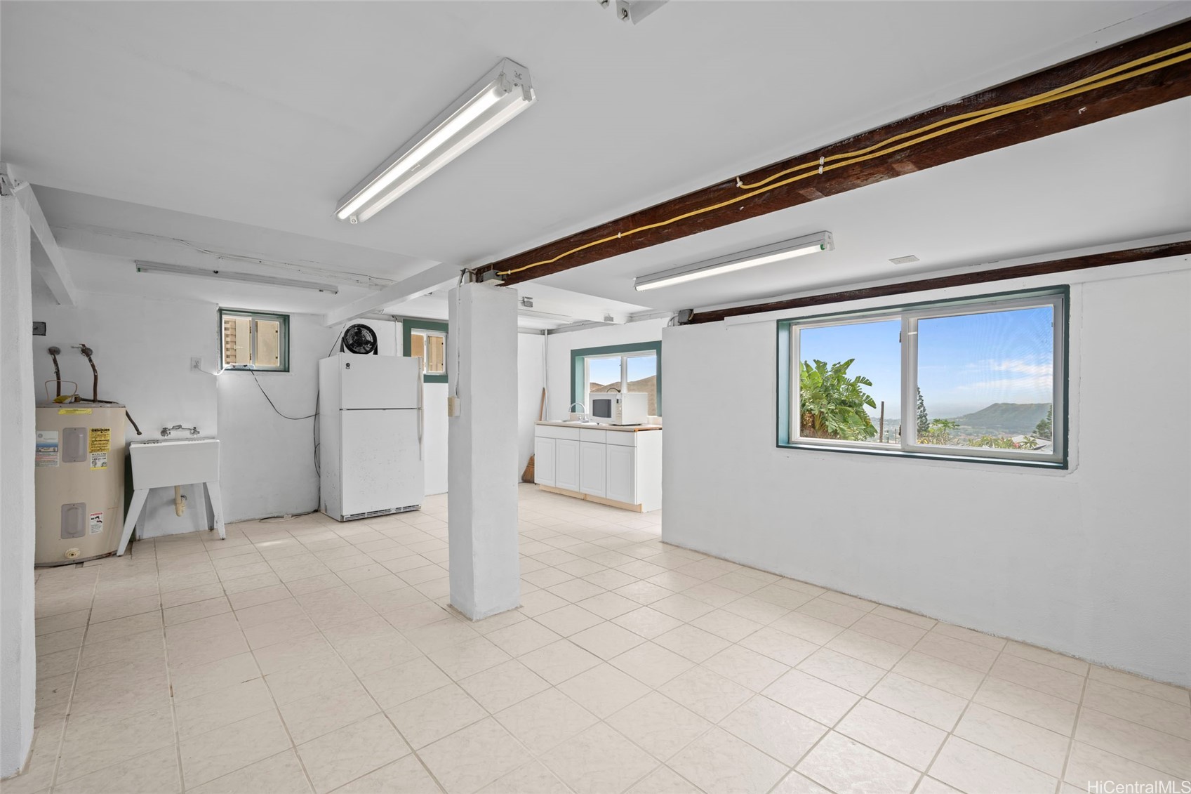 3925 Nioi Place Property Photo 12