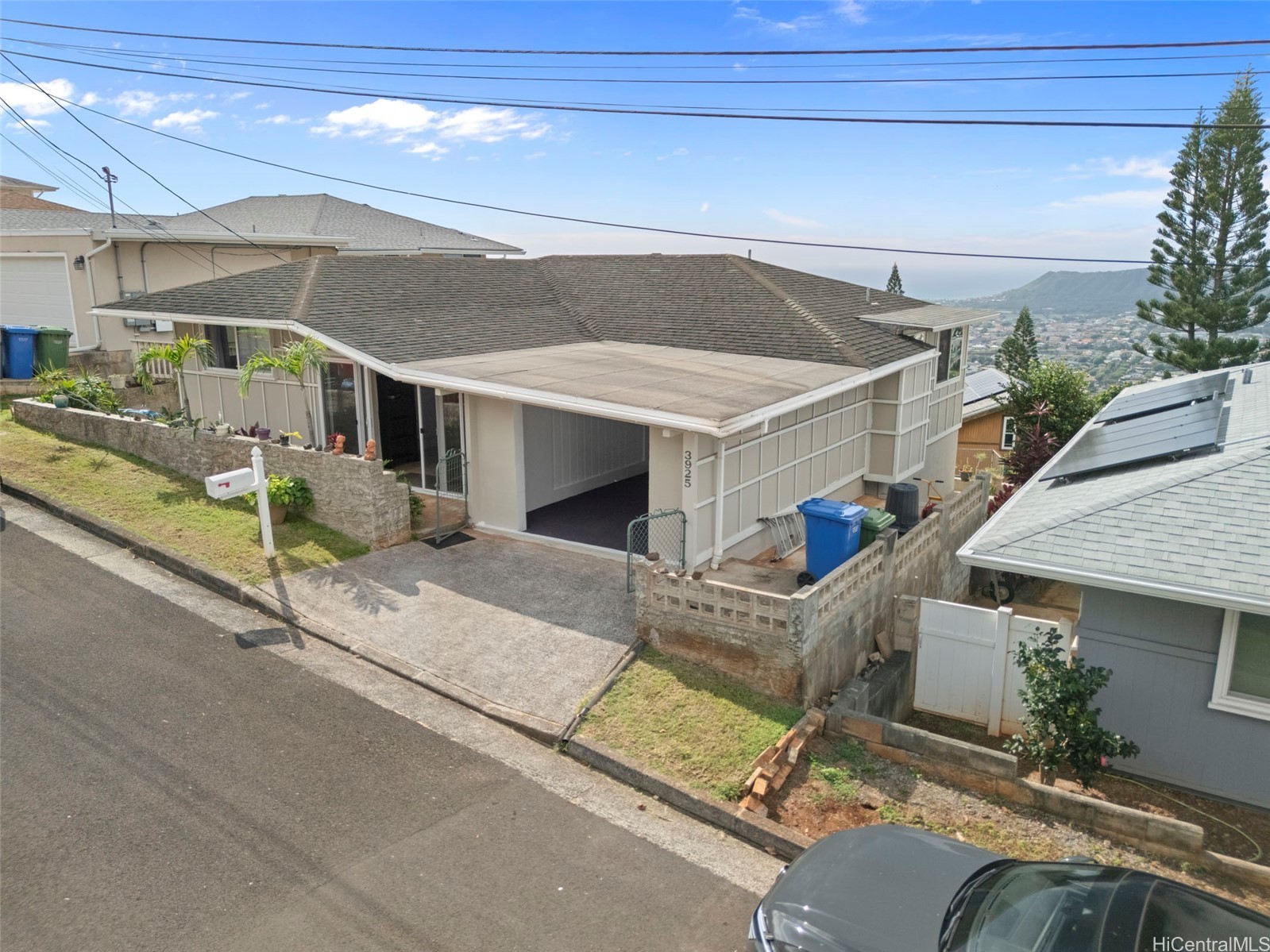 3925 Nioi Place Property Photo 15