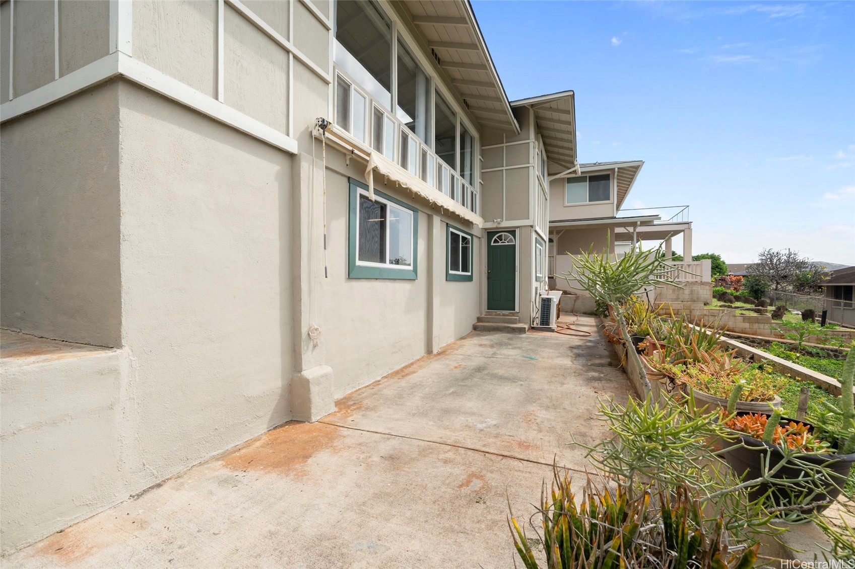 3925 Nioi Place Property Photo 16