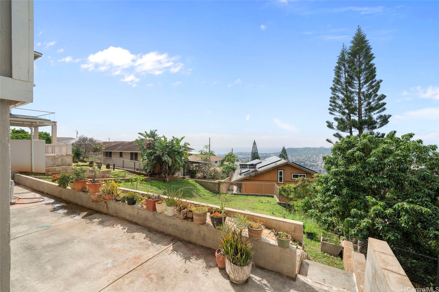 3925 Nioi Place Property Photo 17