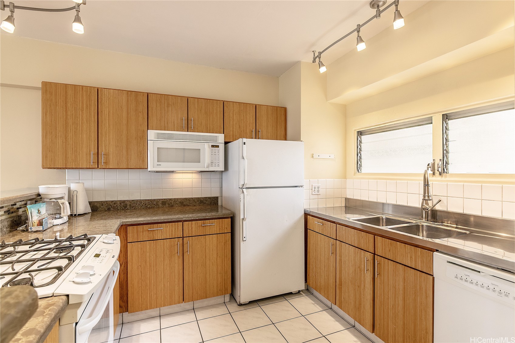 2161 Kalia Road 612 Property Photo 10