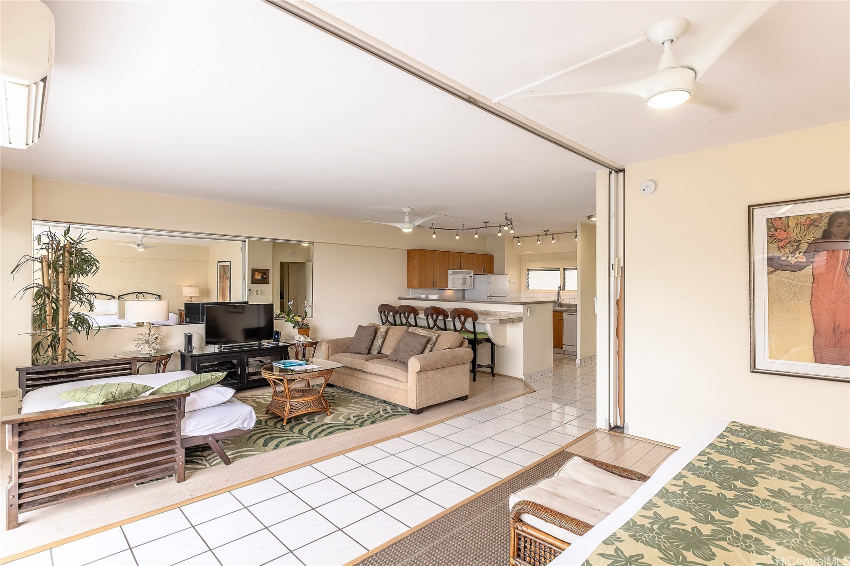 2161 Kalia Road 612 Property Photo 18