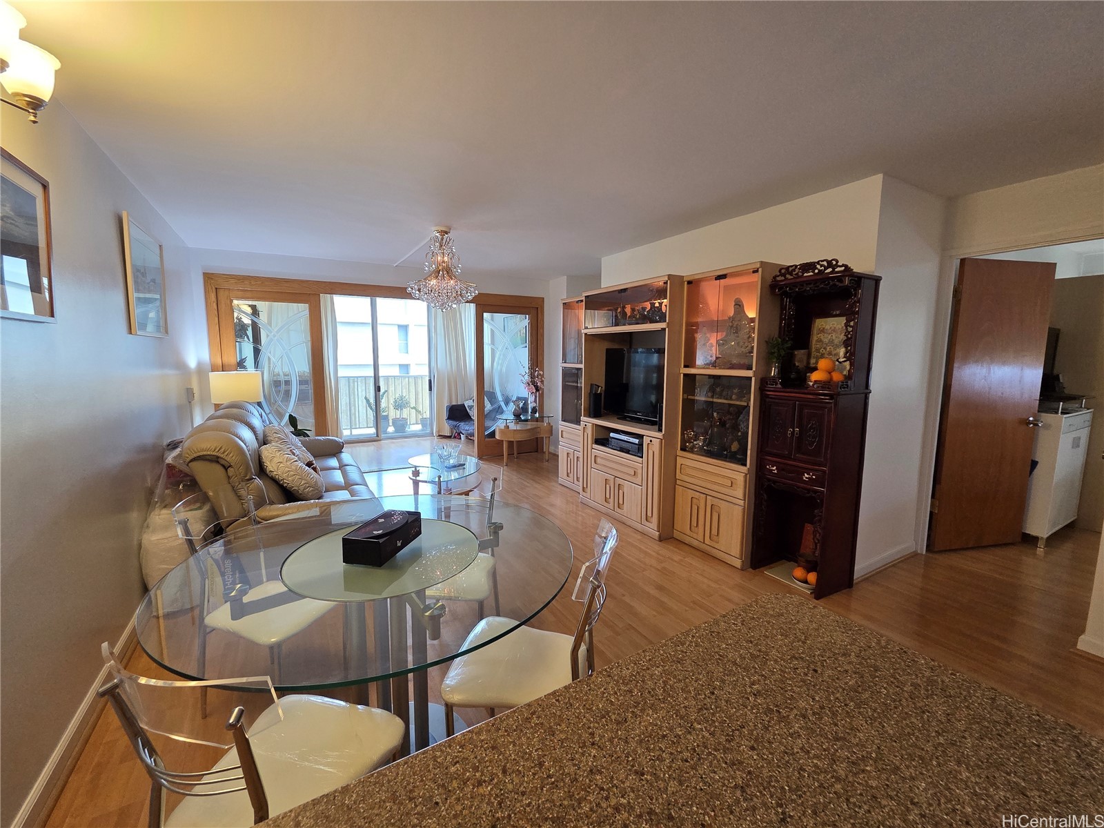2474 Kapiolani Boulevard 504 Property Photo 2