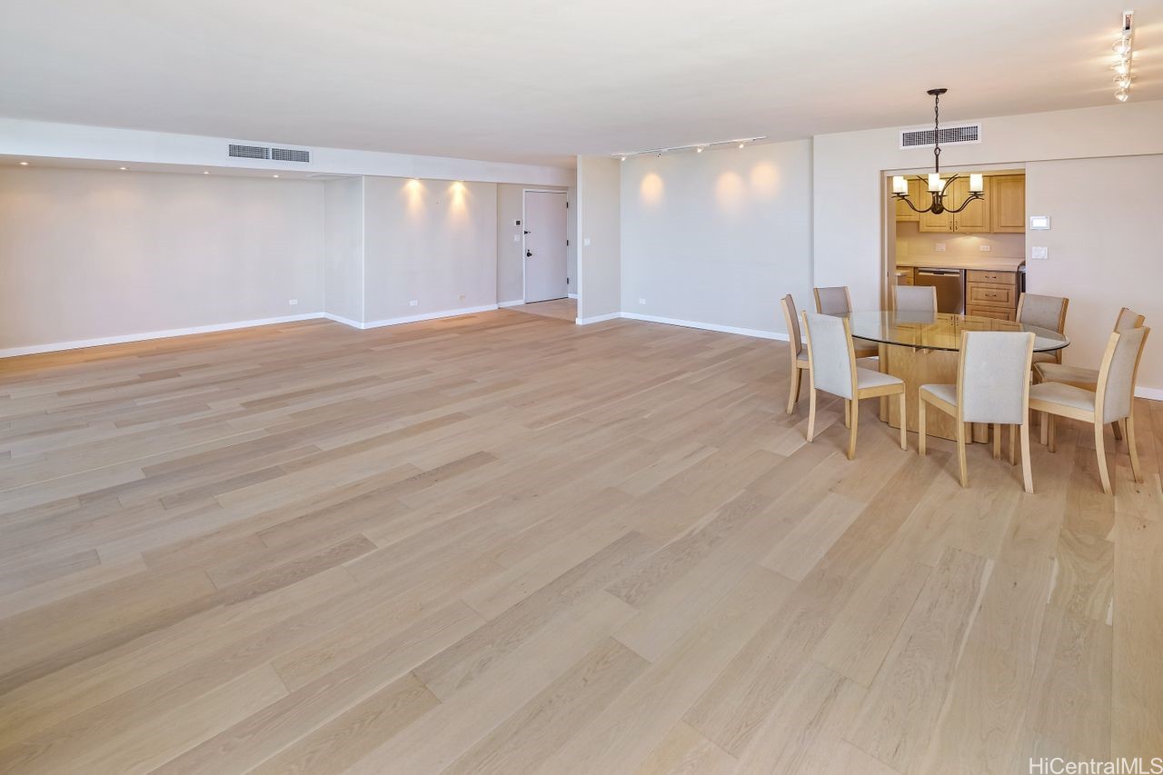 3003 Kalakaua Avenue 7b Property Photo 6