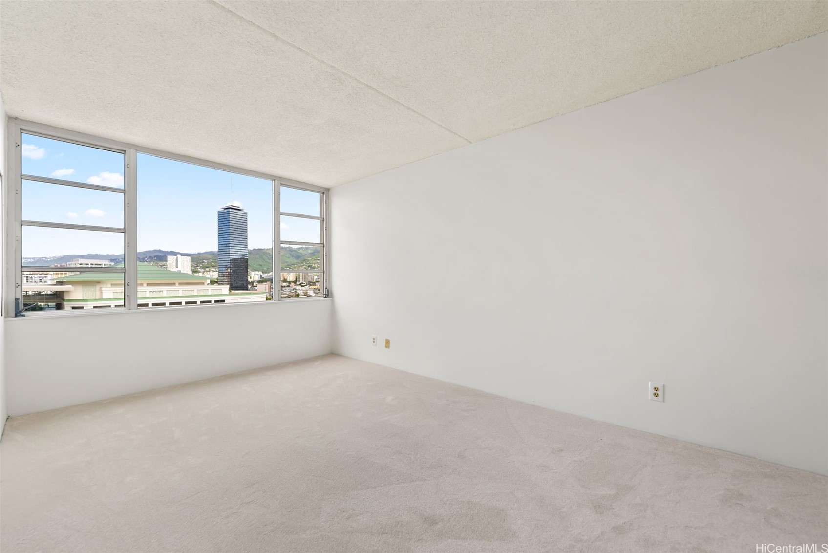 400 Hobron Lane 1208 Property Photo 11