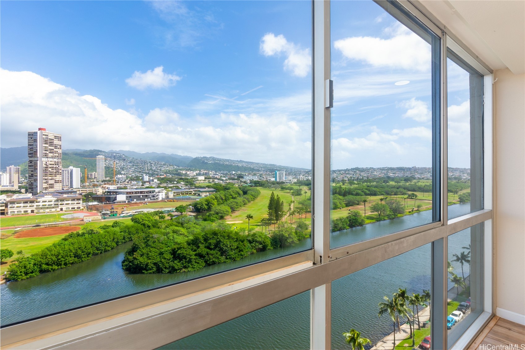 2211 Ala Wai Boulevard 1606 Property Photo 4
